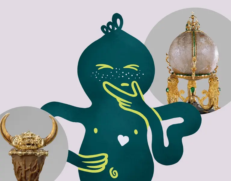 Eine stilisierte Figur mit verschränkten Armen und nachdenklichem Gesichtsausdruck steht im Vordergrund. Neben ihr sind ein goldenes Horn und ein prunkvoller globusähnlicher Gegenstand abgebildet, die kunstvoll gestaltet sind. Die Illustration vermittelt ein Gefühl der Neugier und des Staunens.