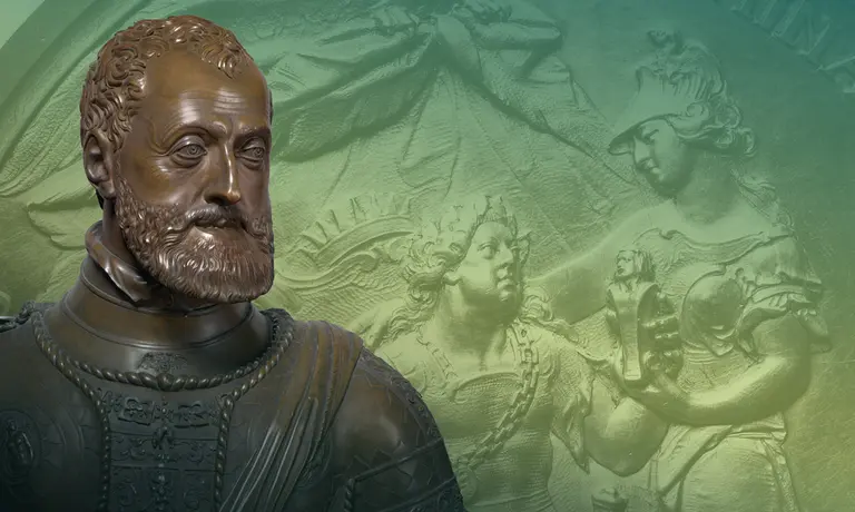 Das Bild zeigt eine Büste eines historischen Mannes mit Bart in Rüstung, vor einem Hintergrund mit reliefartigen Darstellungen von zwei Figuren. Der Mann blickt direkt nach vorne, während die Figuren in einer dynamischen Pose dargestellt sind.