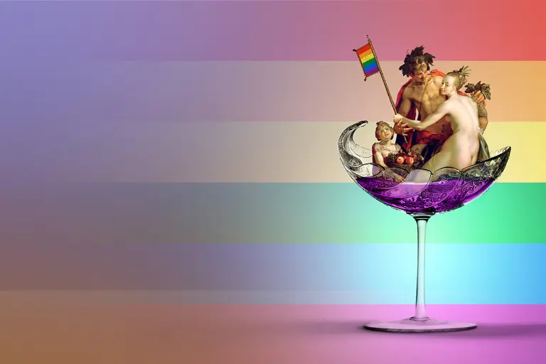 Ein stilisiertes Glas mit lila Inhalt, in dem mehrere Figuren stehen, die eine Pride-Flagge halten. Im Hintergrund verlaufen Regenbogenfarben horizontal. Die Szene wirkt lebhaft und vermittelt eine Botschaft der Vielfalt und Akzeptanz.
