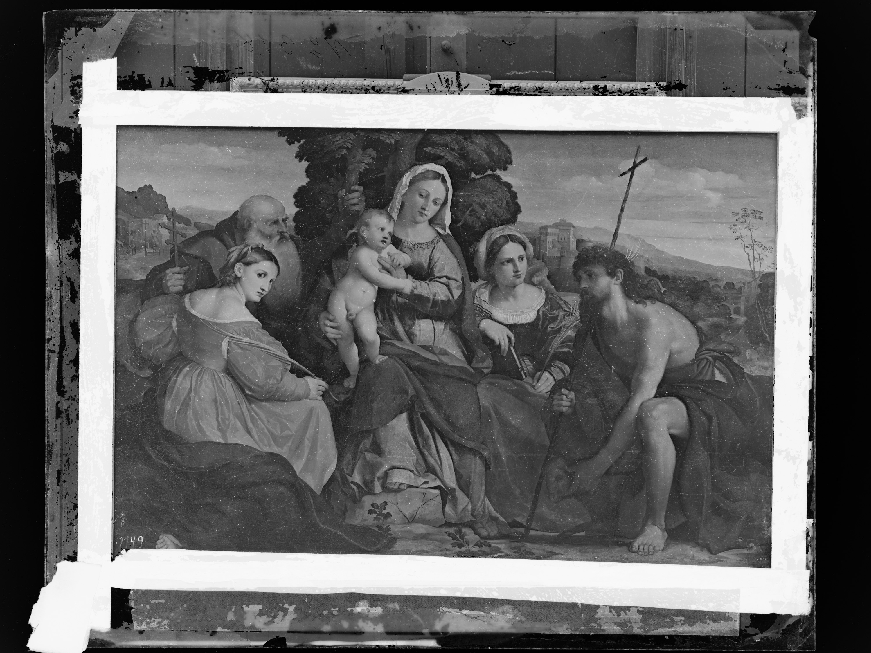 Maria mit Kind und Heiligen Katharina und Coelestin (links) und Johannes d. Täufer und Barbara (rechts)