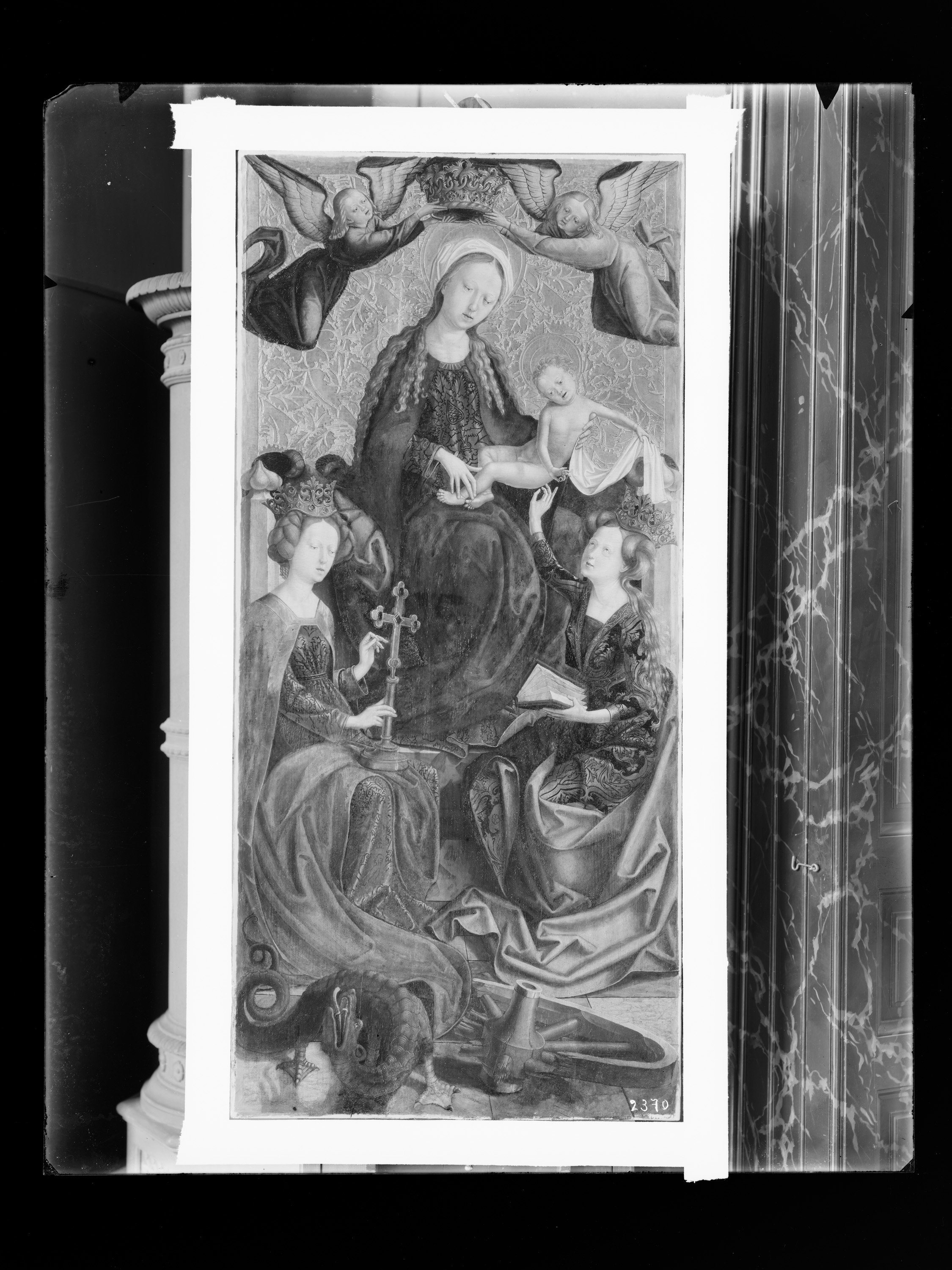 Madonna mit Kind und zwei Engeln
