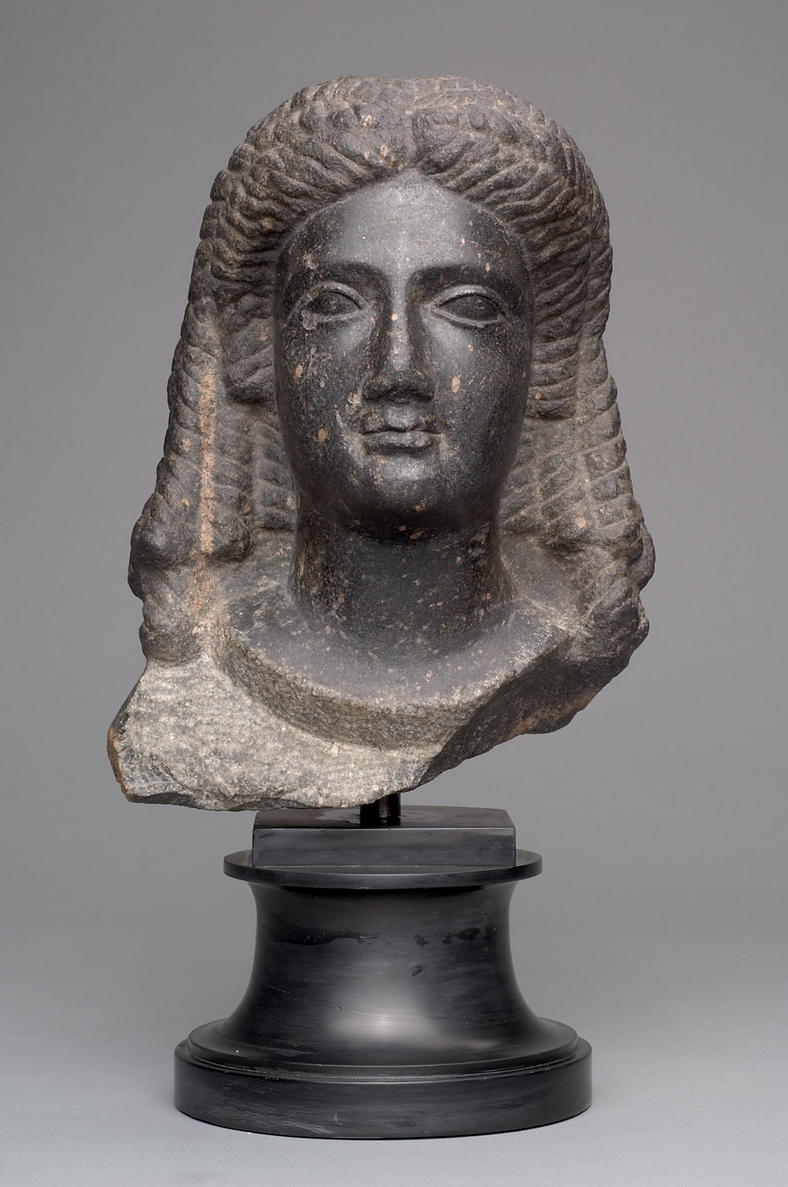 Head from a statue of Isis 