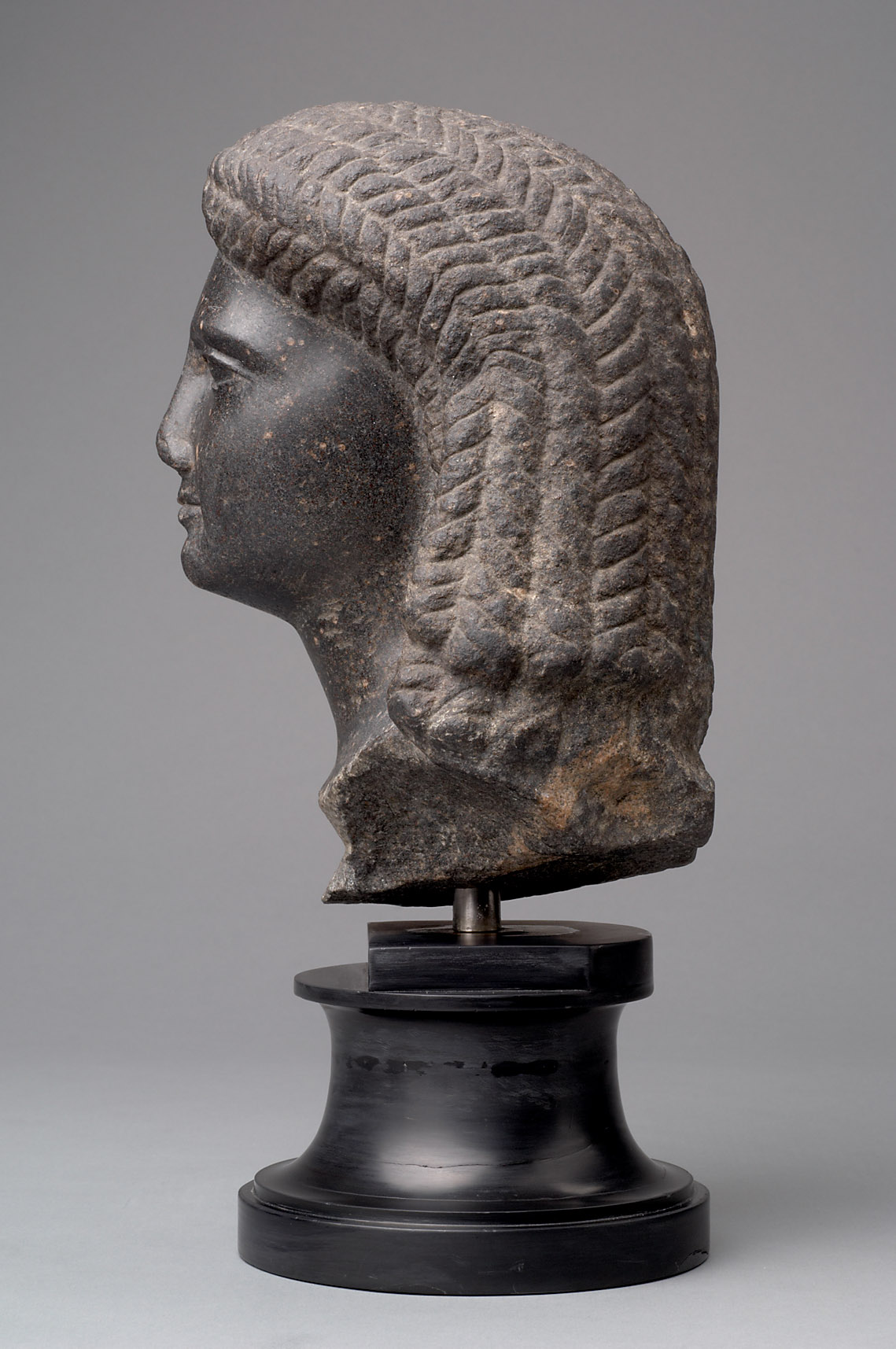 Head from a statue of Isis 