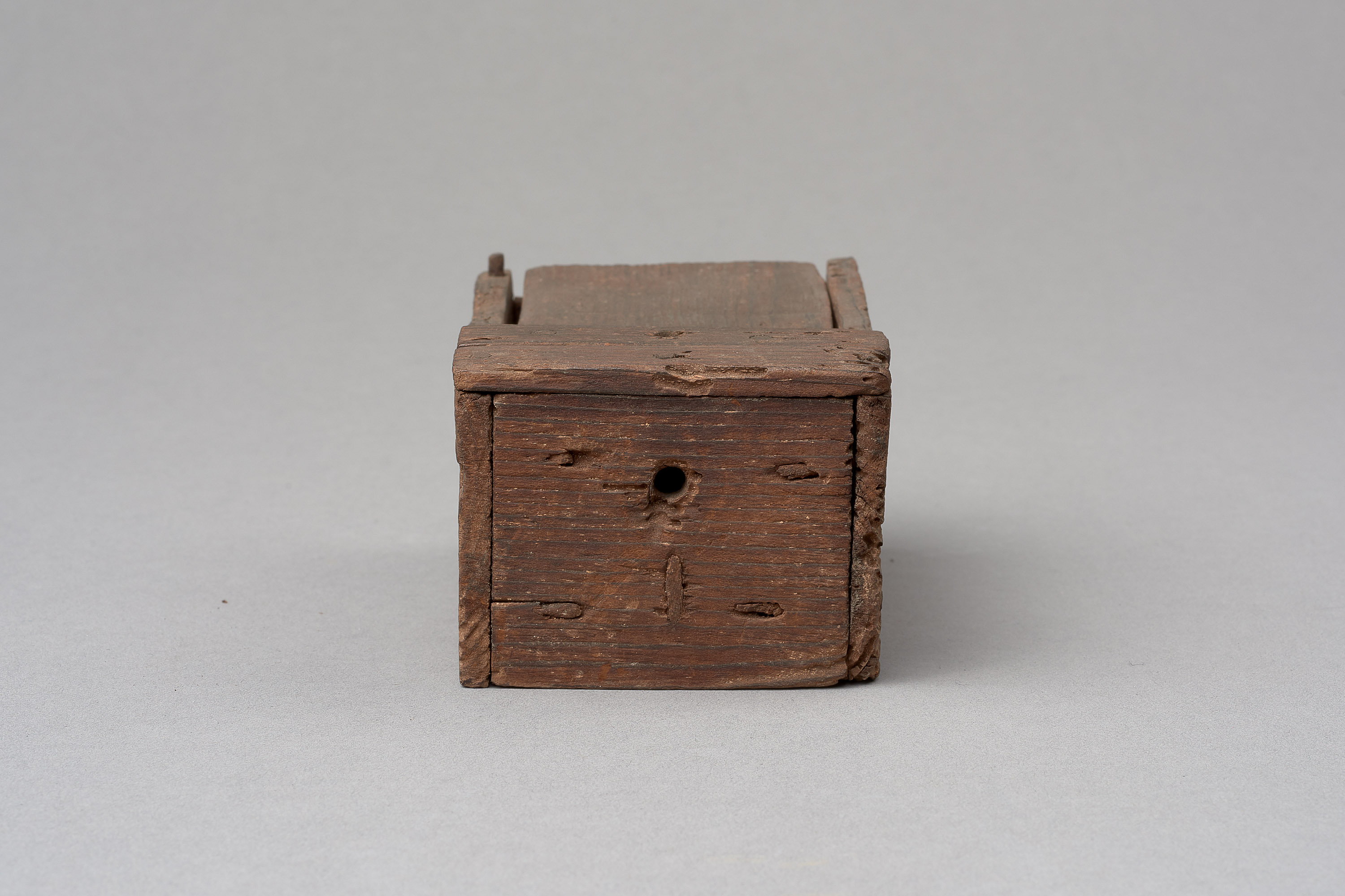 Kästchen mit Schiebedeckel