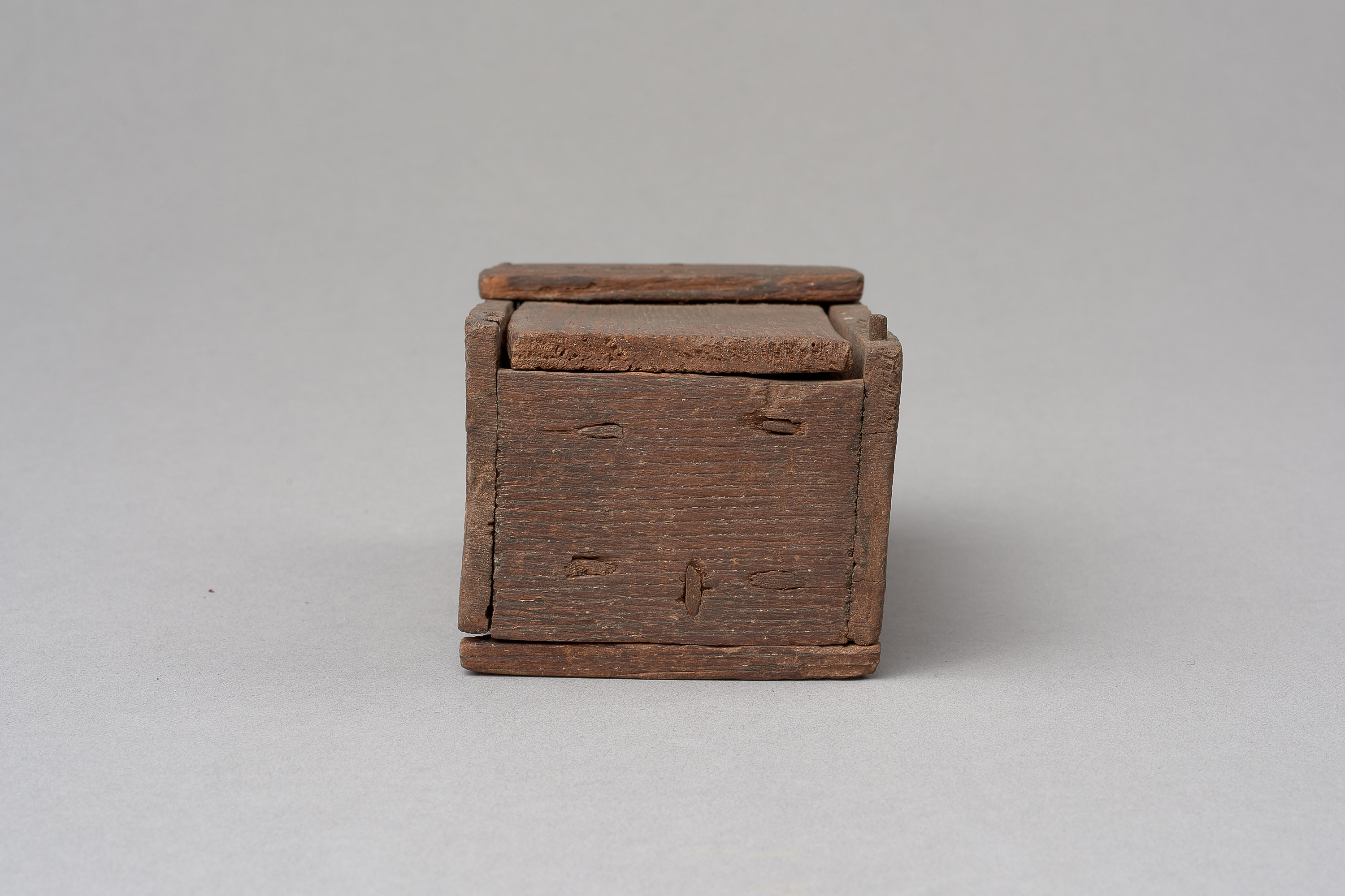 Kästchen mit Schiebedeckel