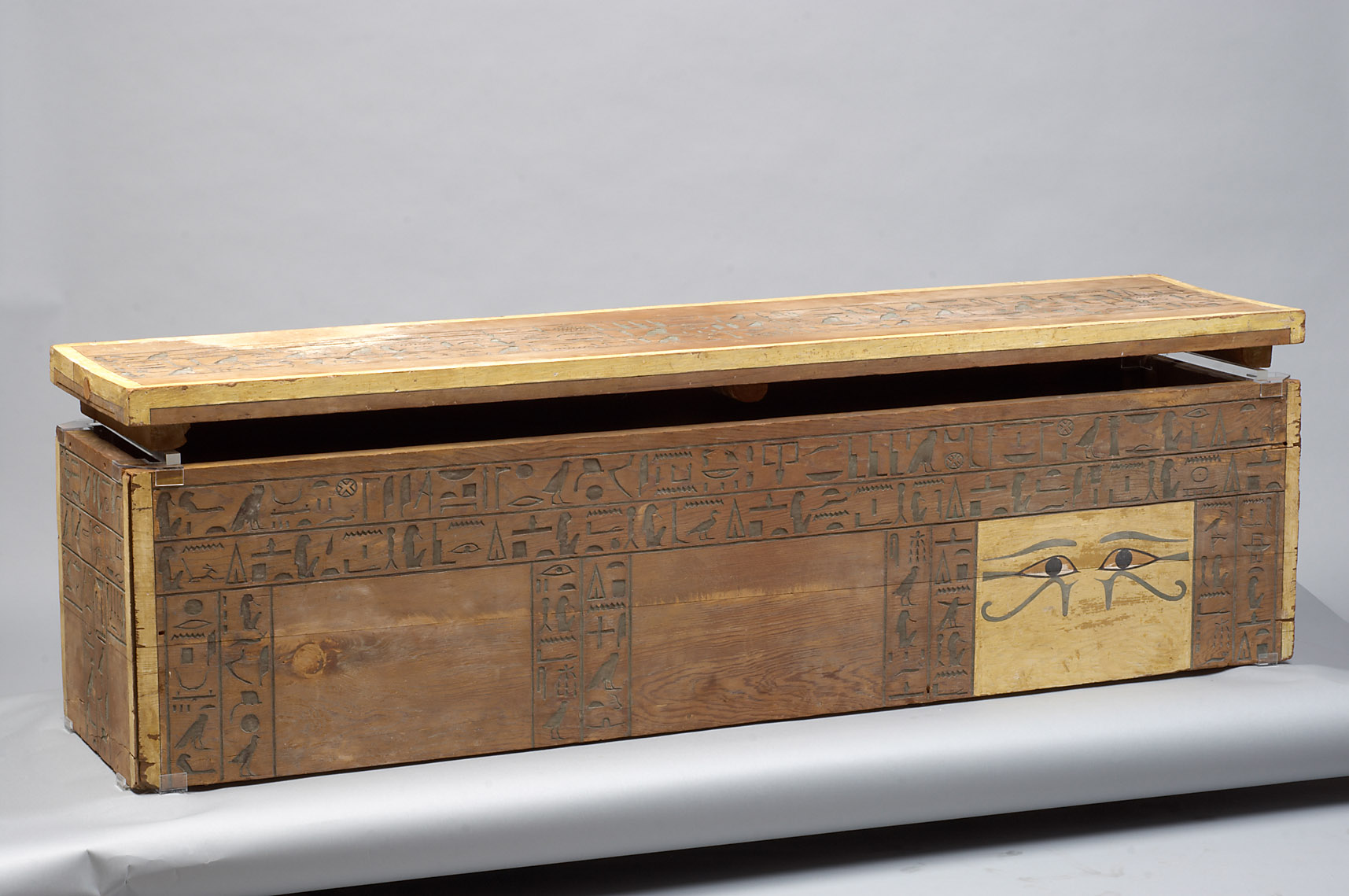 Coffin of Wepwawet-em-hat 