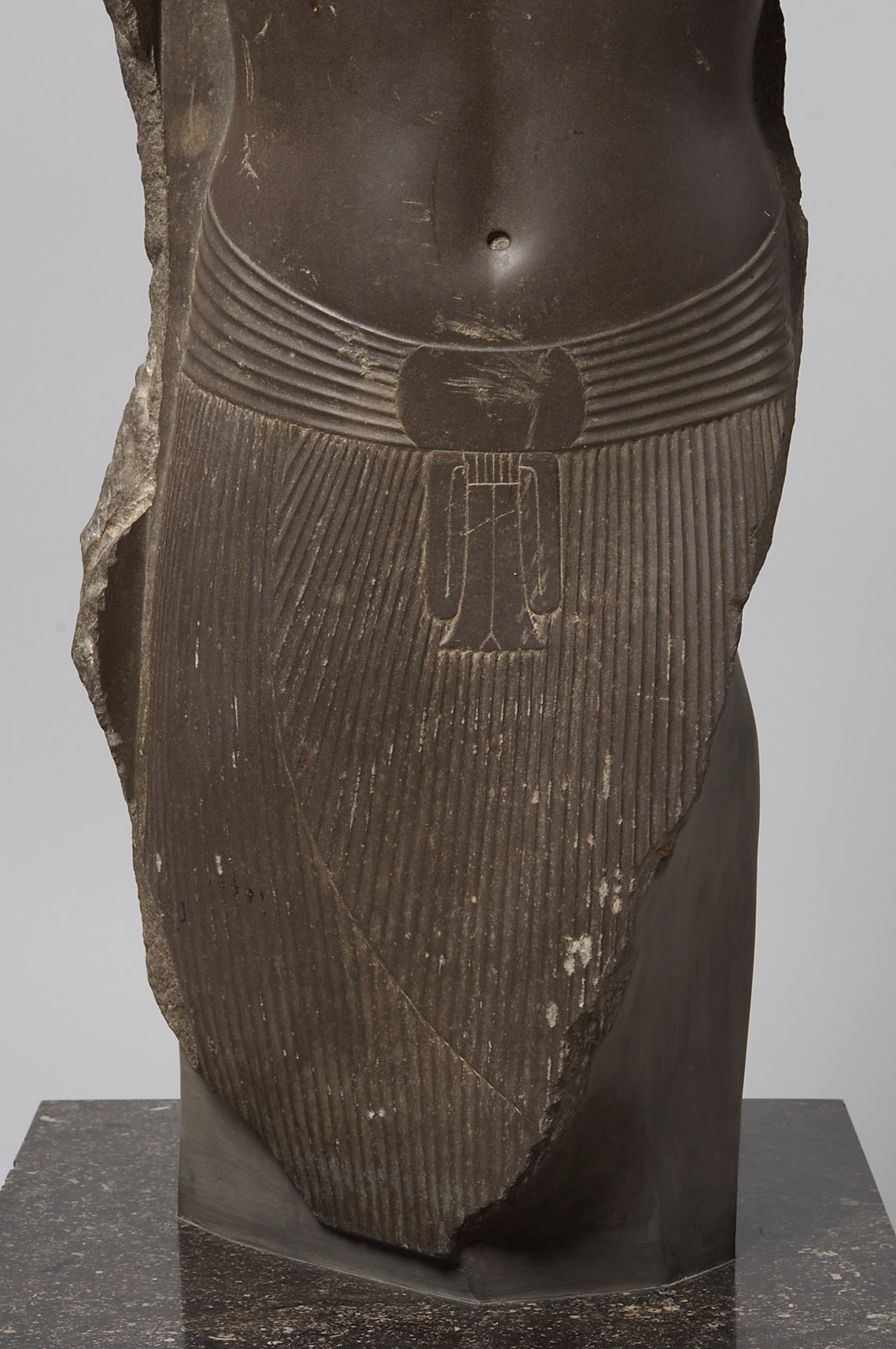 Statue des Gottes Imichentwer