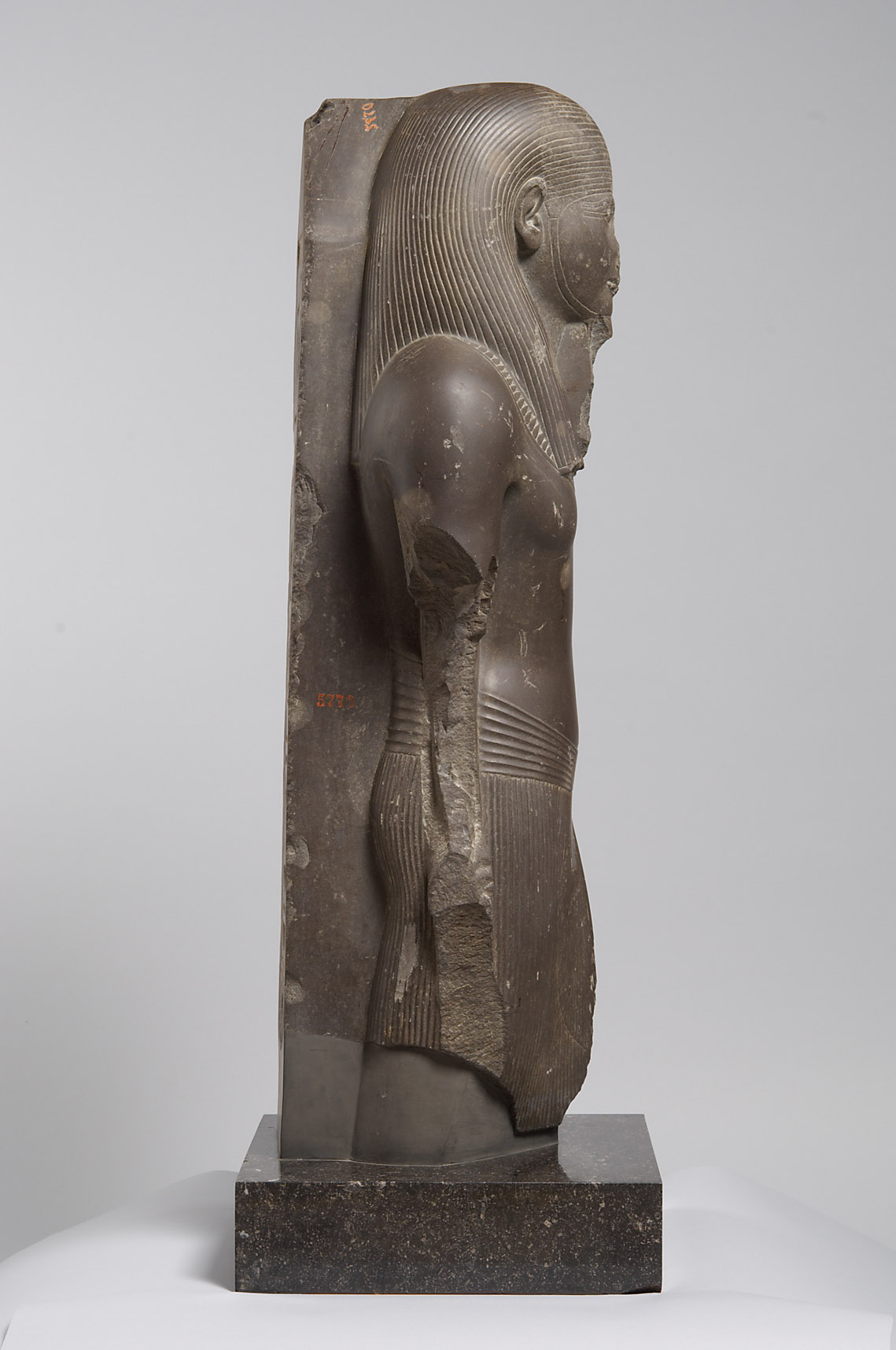 Statue des Gottes Imichentwer