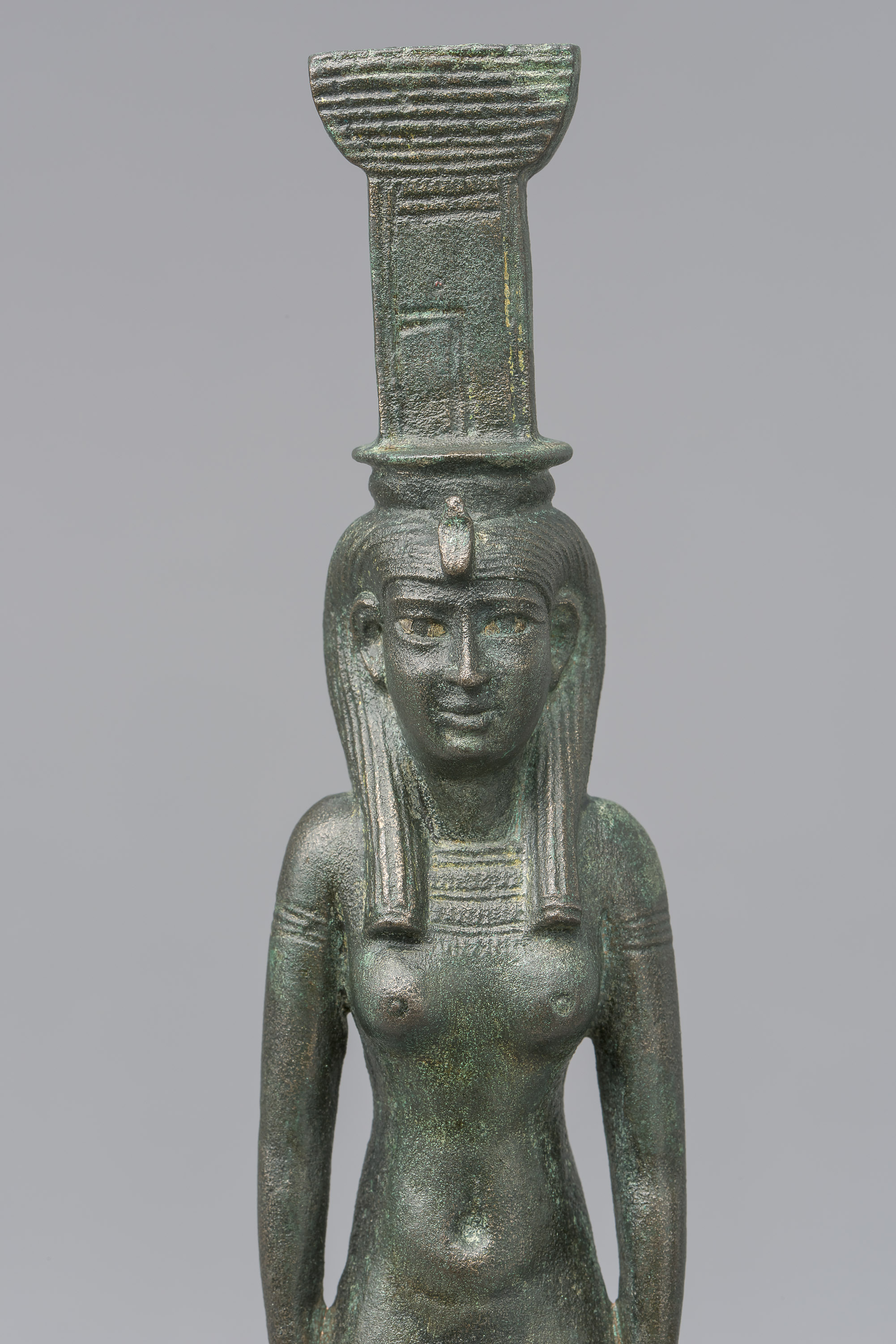 Göttin Nephthys, schreitend
