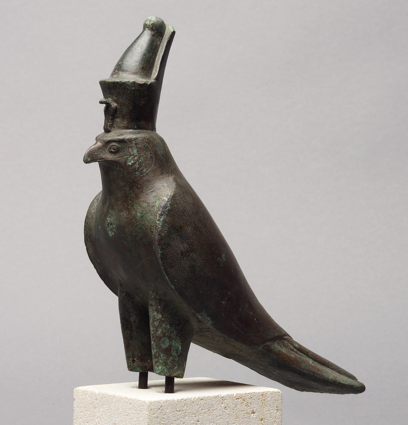 Horusfalke mit Doppelkrone