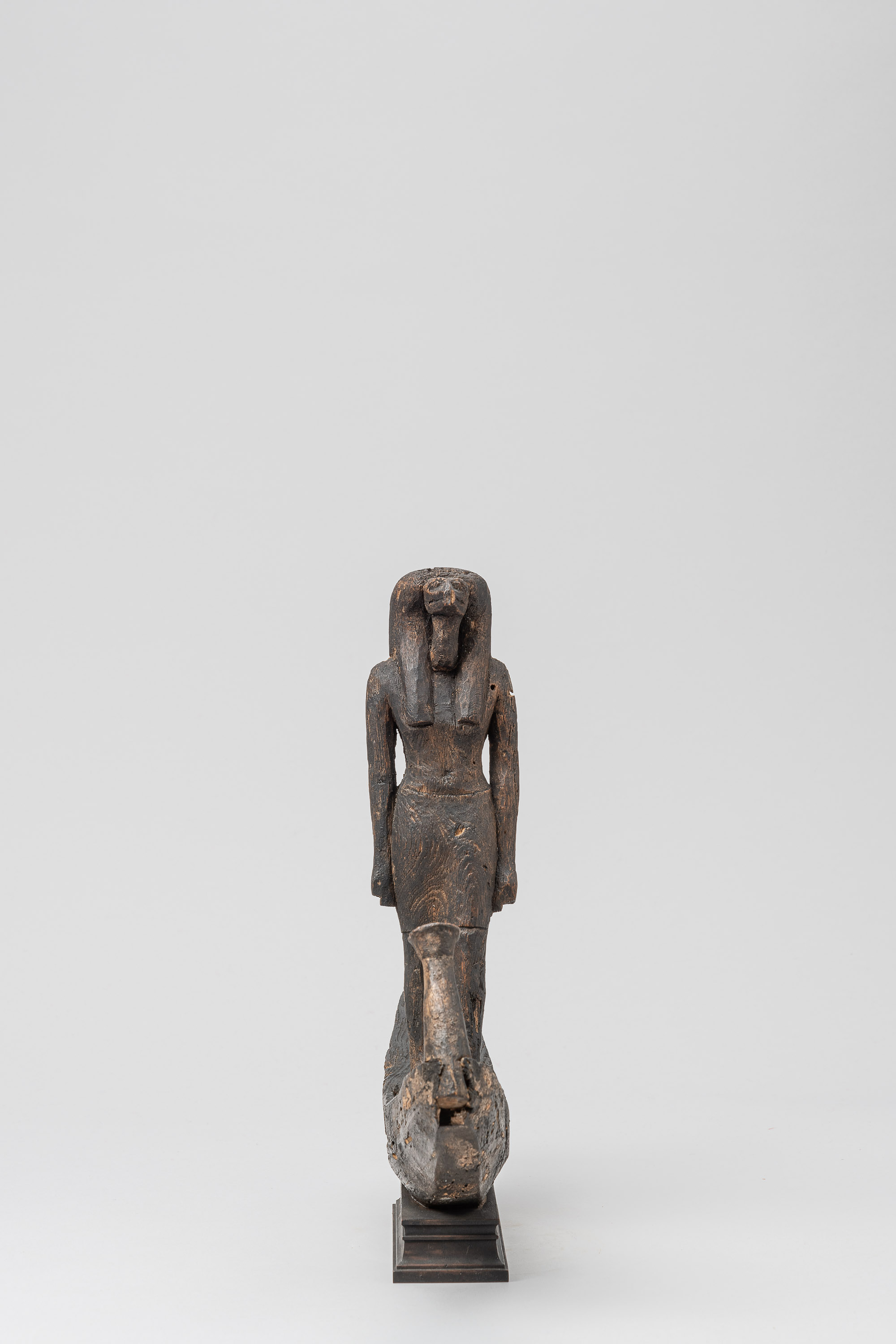 Figur des ibisköpfigen Gottes Thot, in einer Barke stehend
