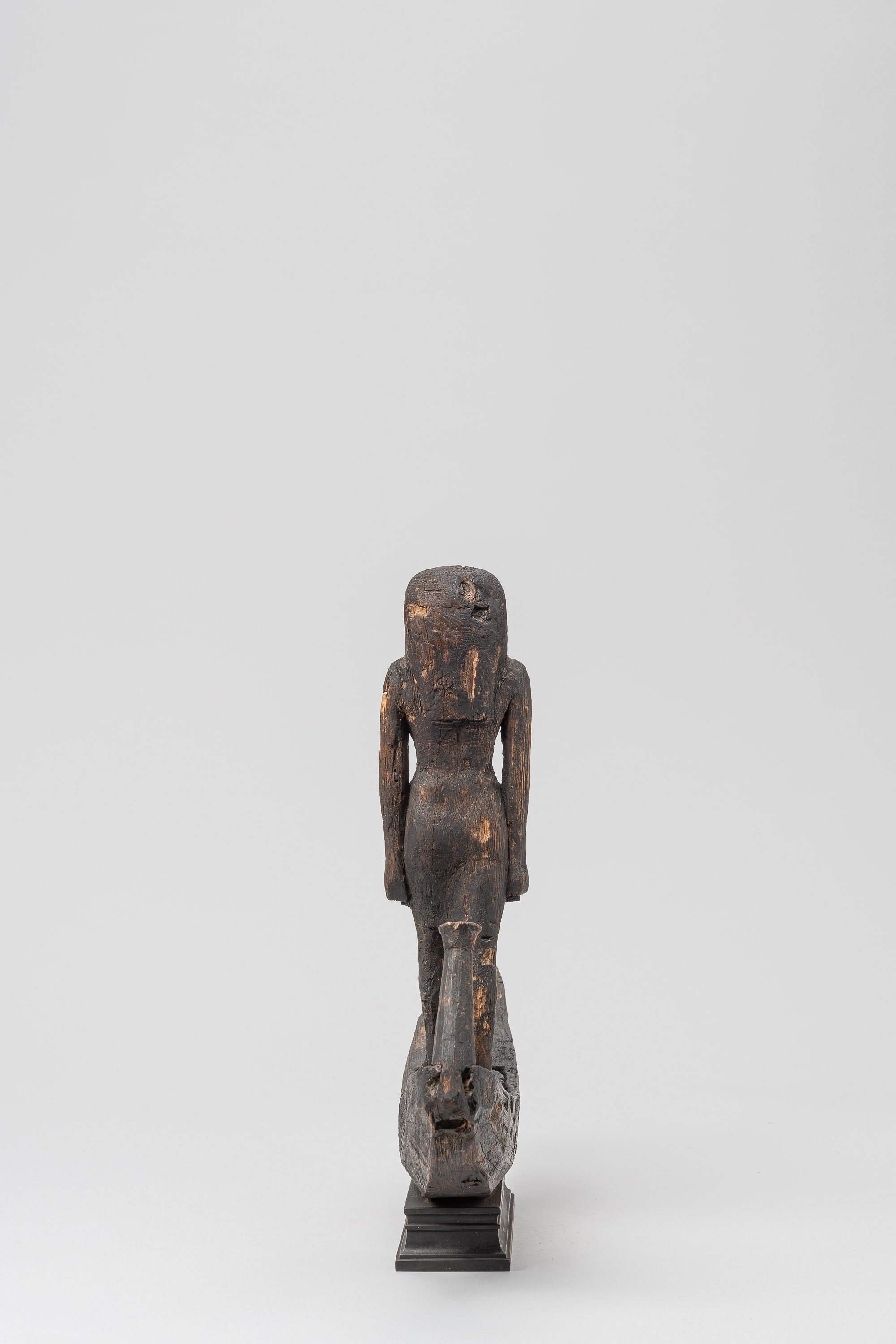 Figur des ibisköpfigen Gottes Thot, in einer Barke stehend