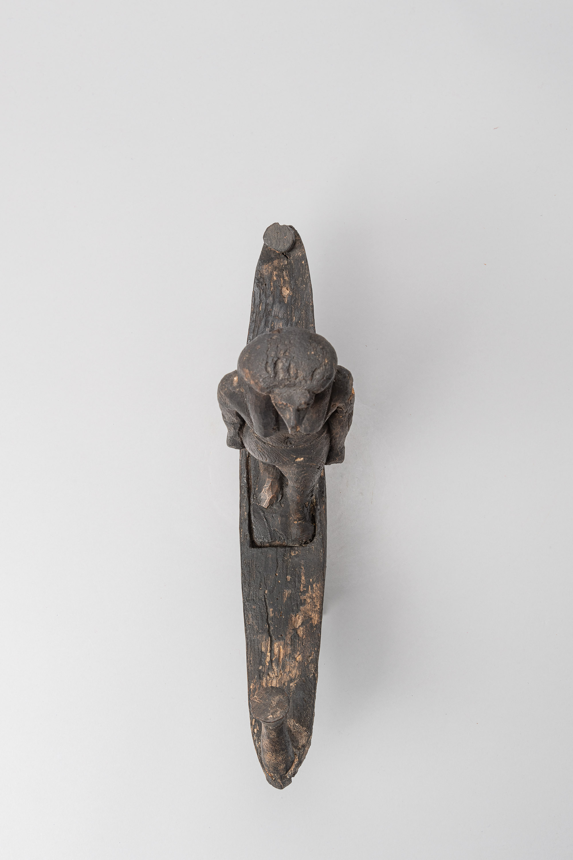 Figur des ibisköpfigen Gottes Thot, in einer Barke stehend