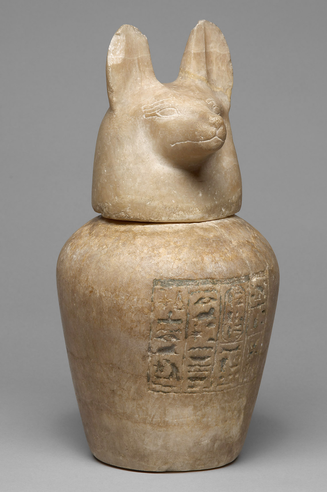Kanope der Tjes-bastet-peret mit Deckel in Form eines Schakalkopfes