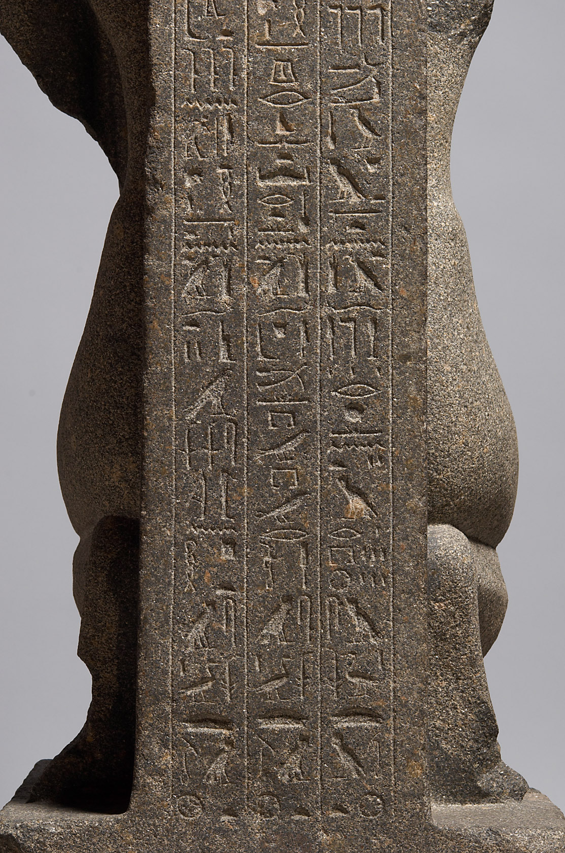 Fragmentierte Statue des Cha-em-waset