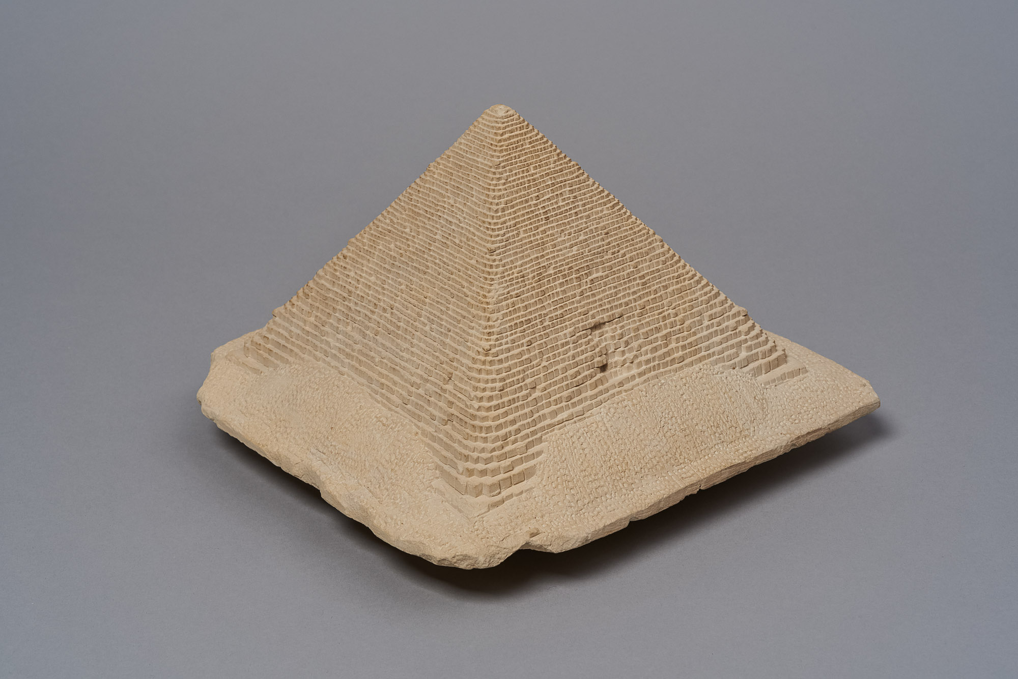 Modell der Cheops-Pyramide