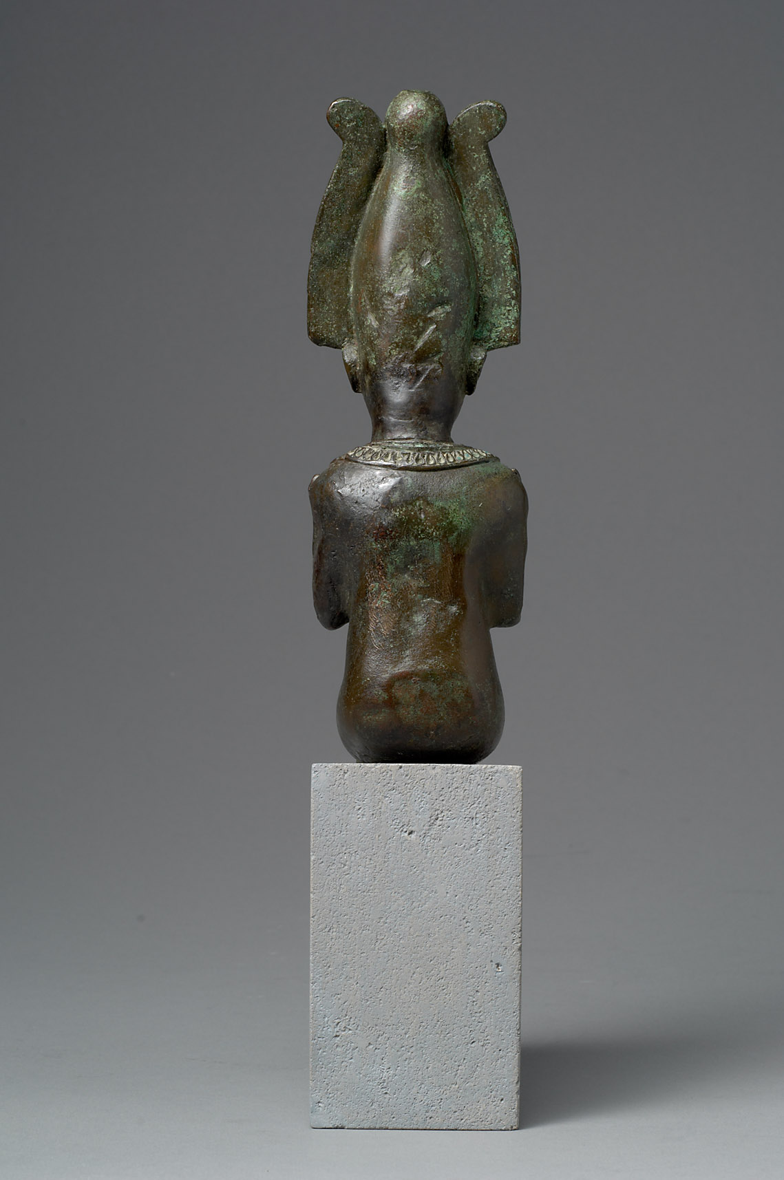 Sitzender Gott Osiris