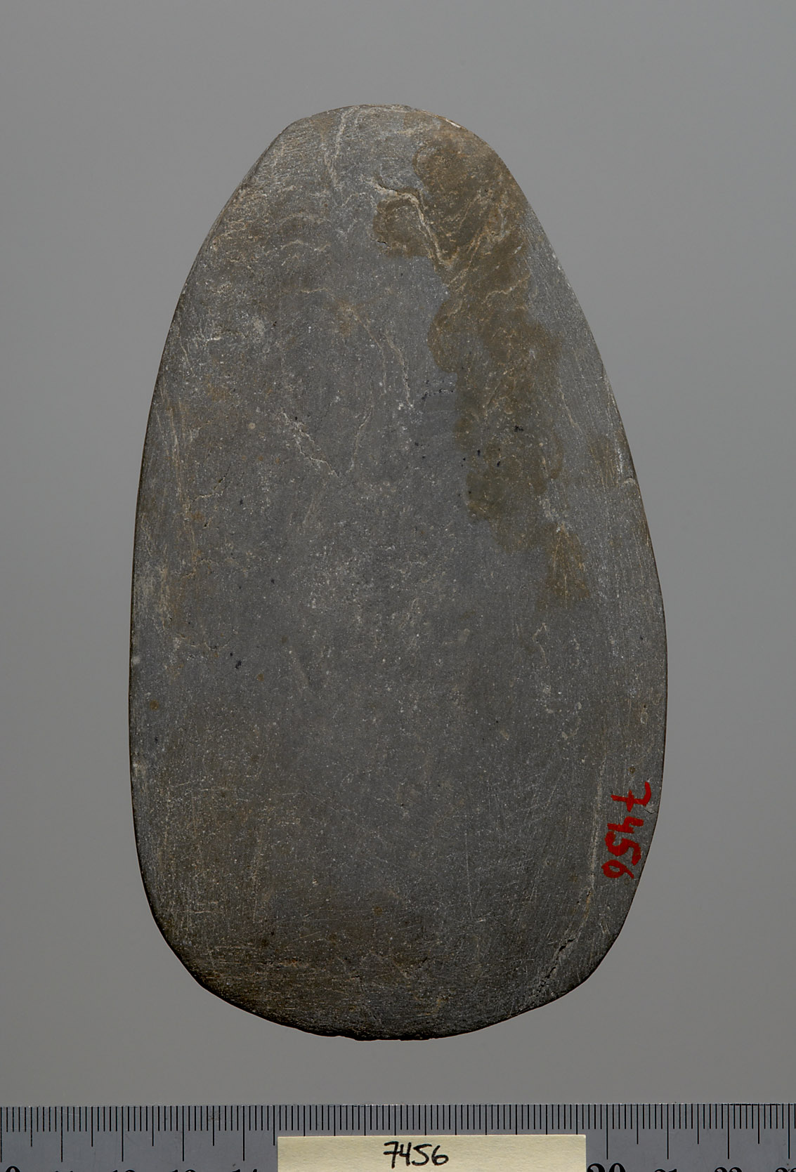 Ovale Schminkpalette mit Verreiber