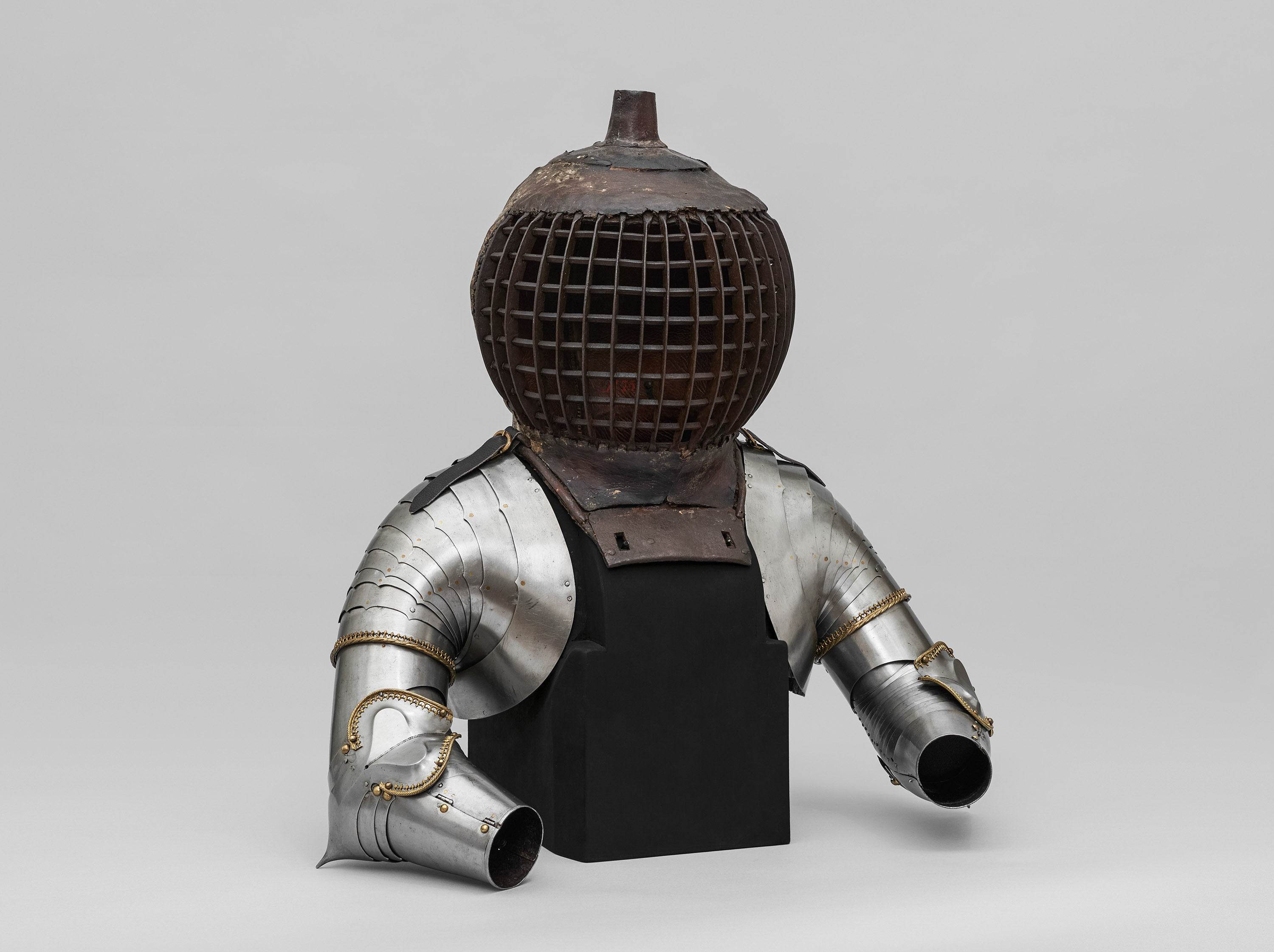 Kolbenturnierhelm