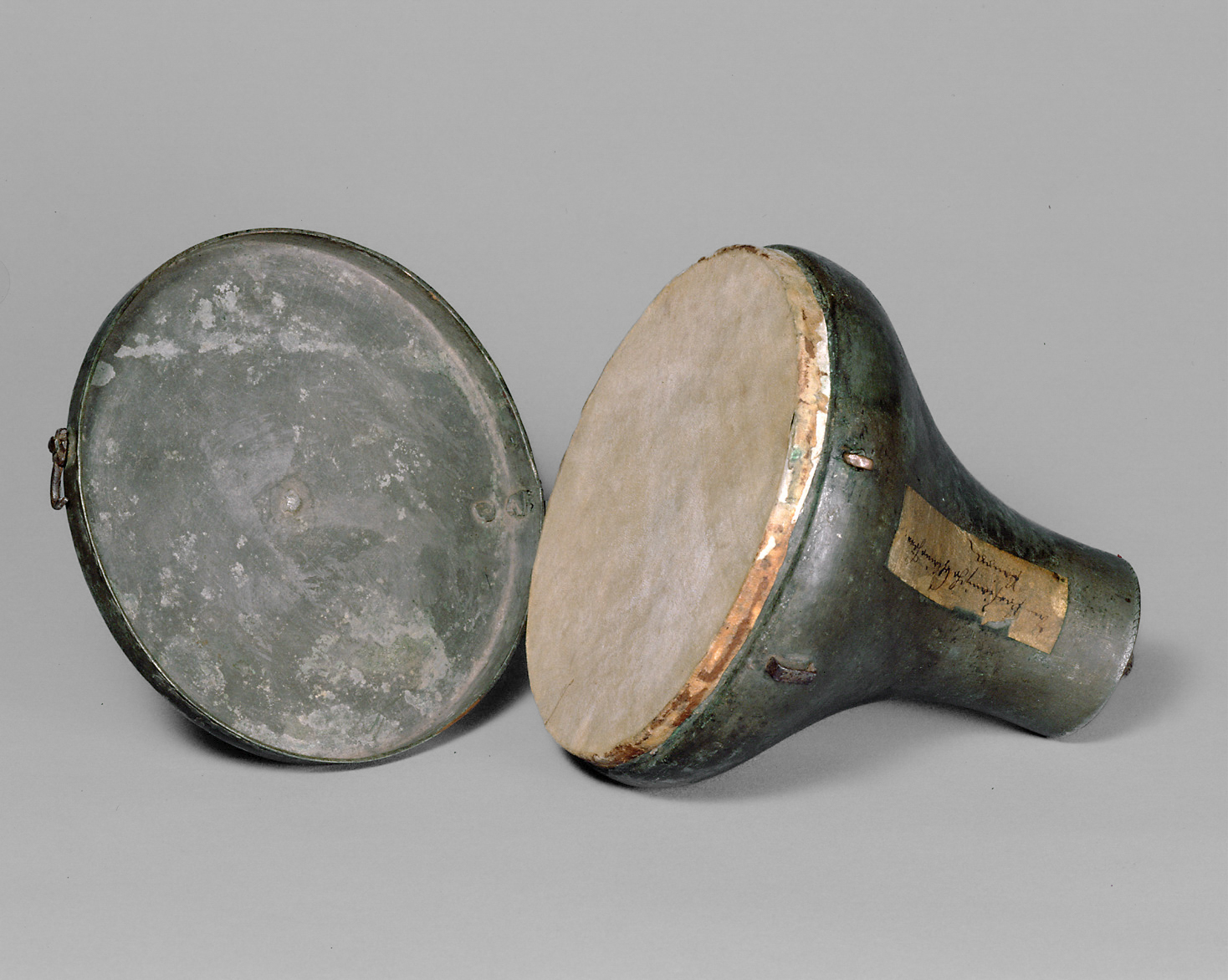 Kleine Handpauke mit Deckel