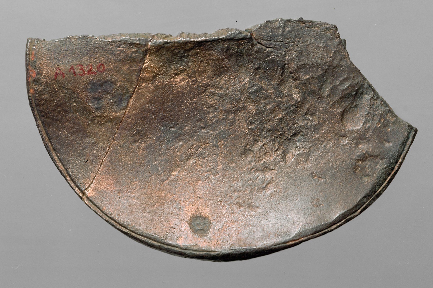 Fragmentierter runder Deckel