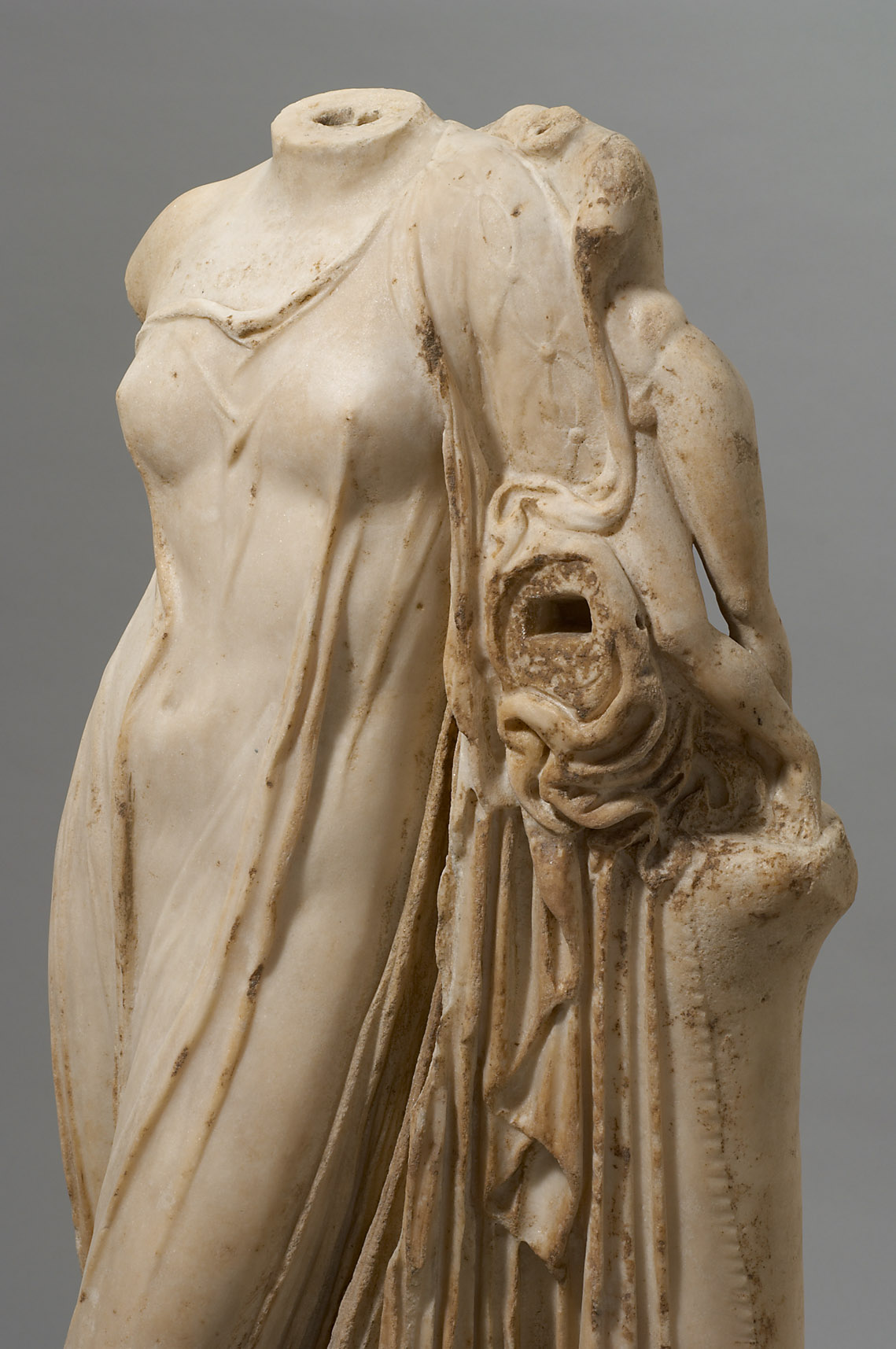 Aphrodite und Eros ("Aphrodite d'Este")