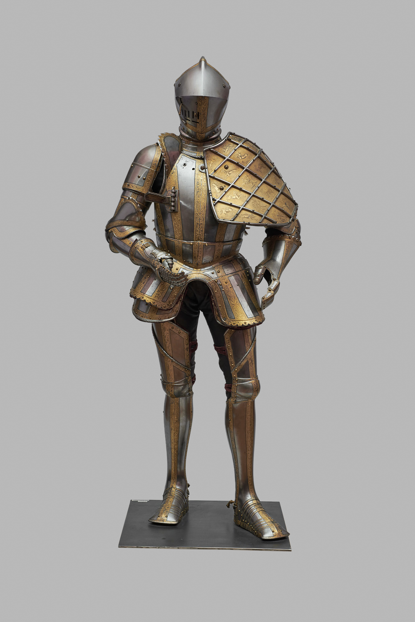 Stechküriss der Königsgarnitur Kaiser Maximilian II.