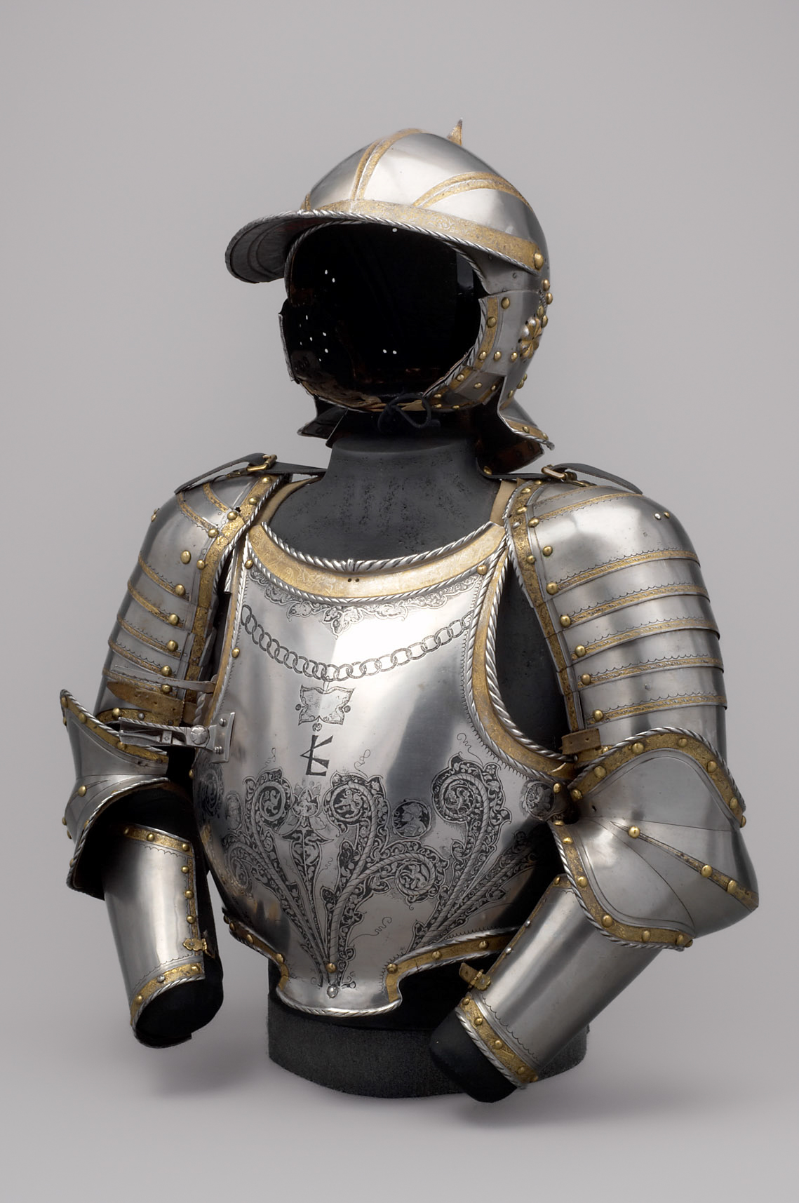 Offene Sturmhaube