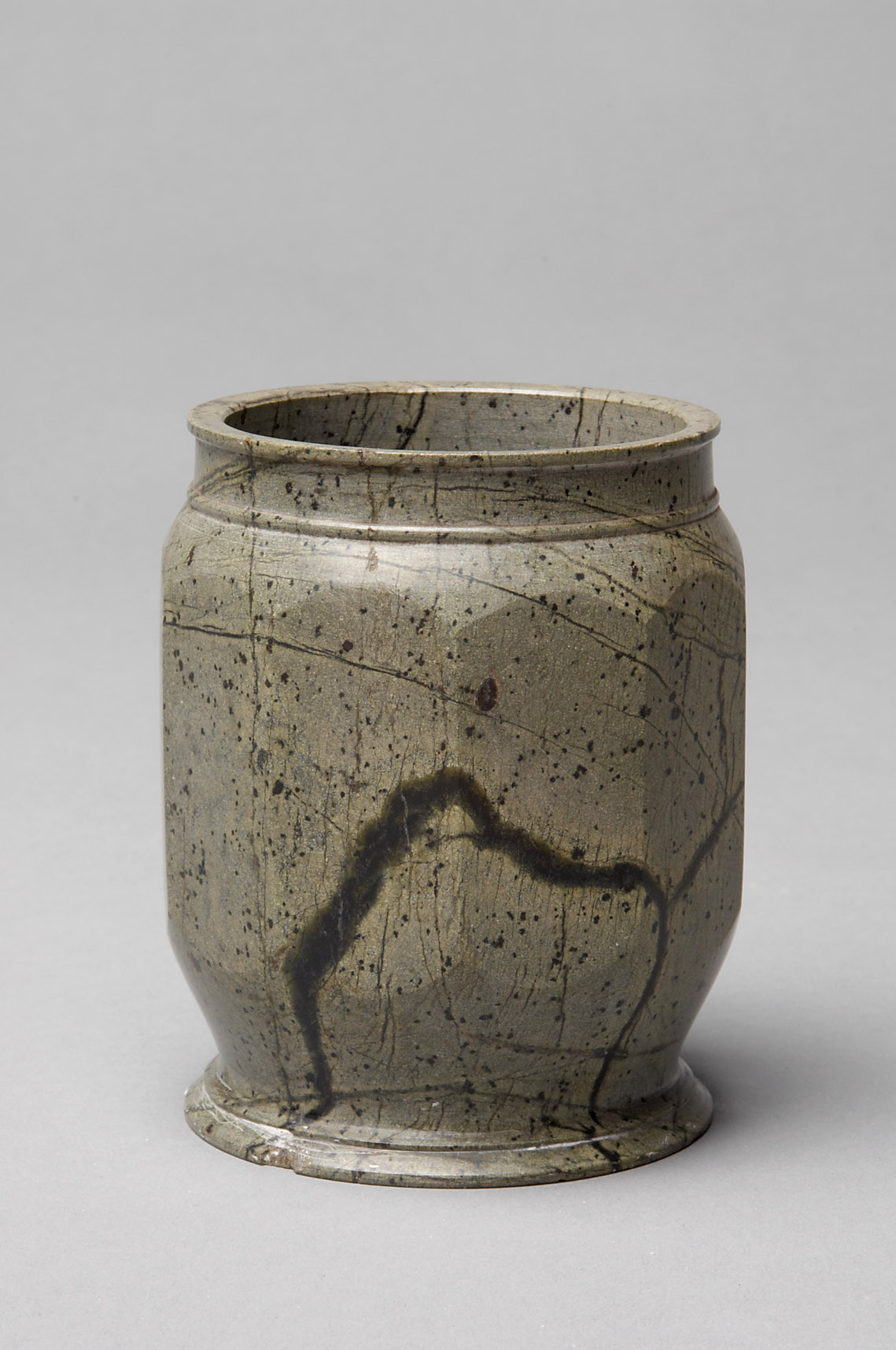 Becher