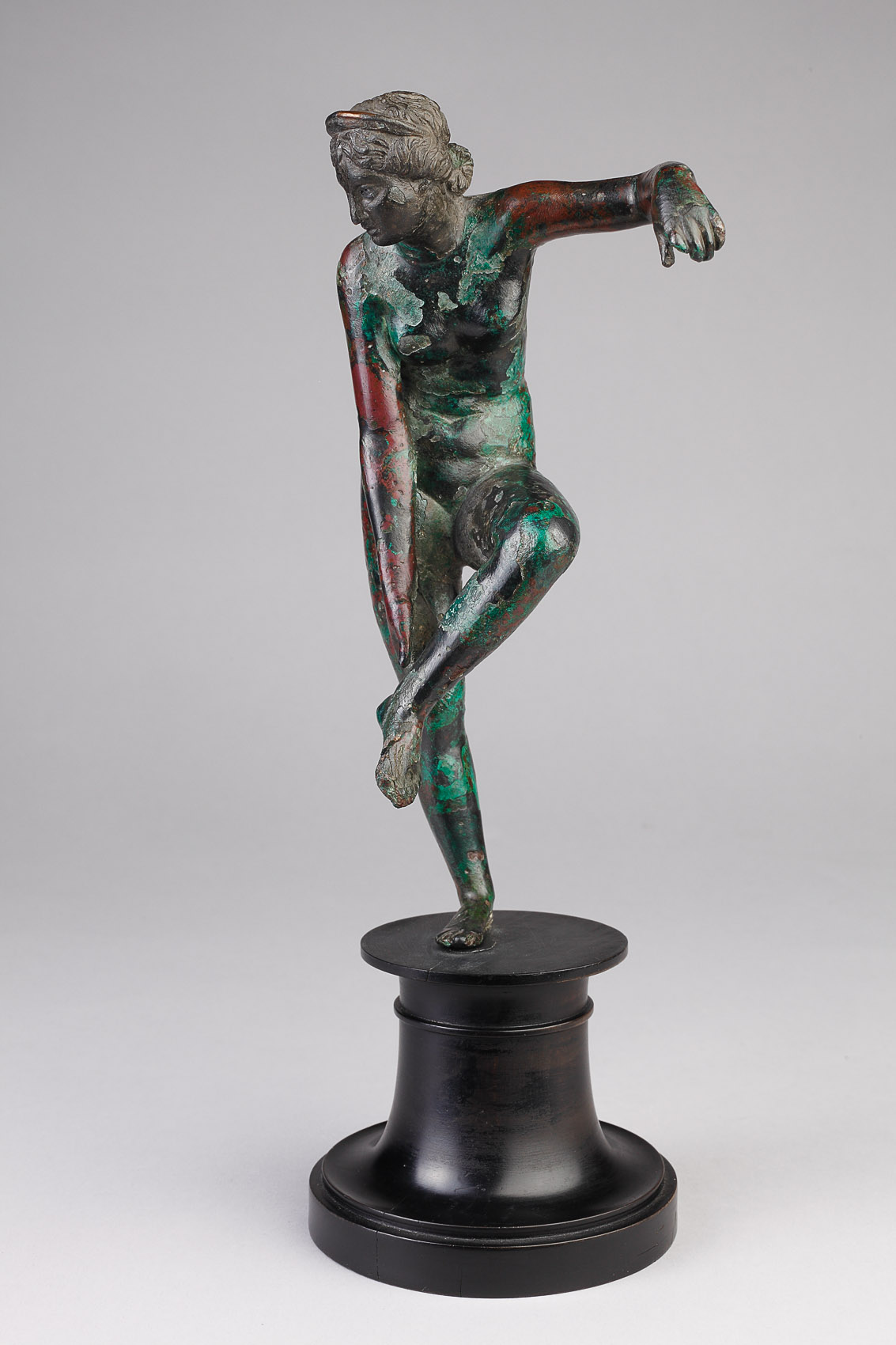 Sandalenlösende Venus
