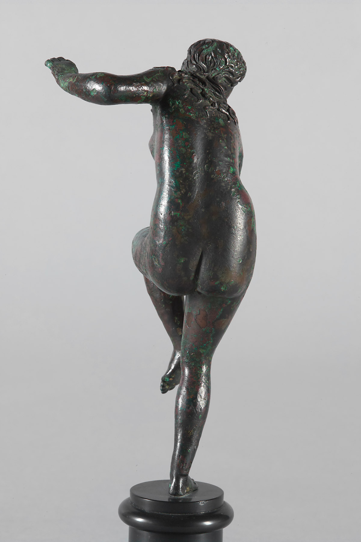 Sandalenlösende Venus
