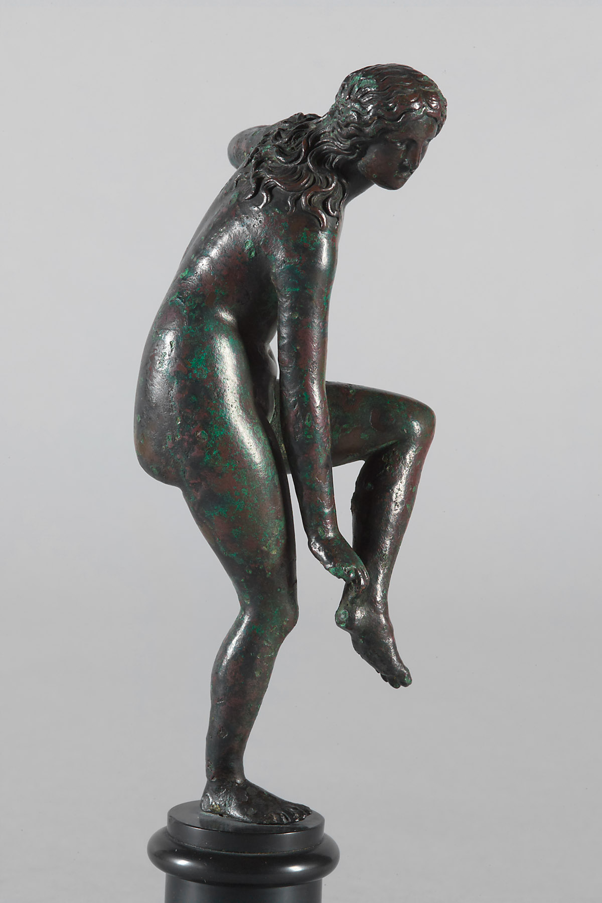 Sandalenlösende Venus