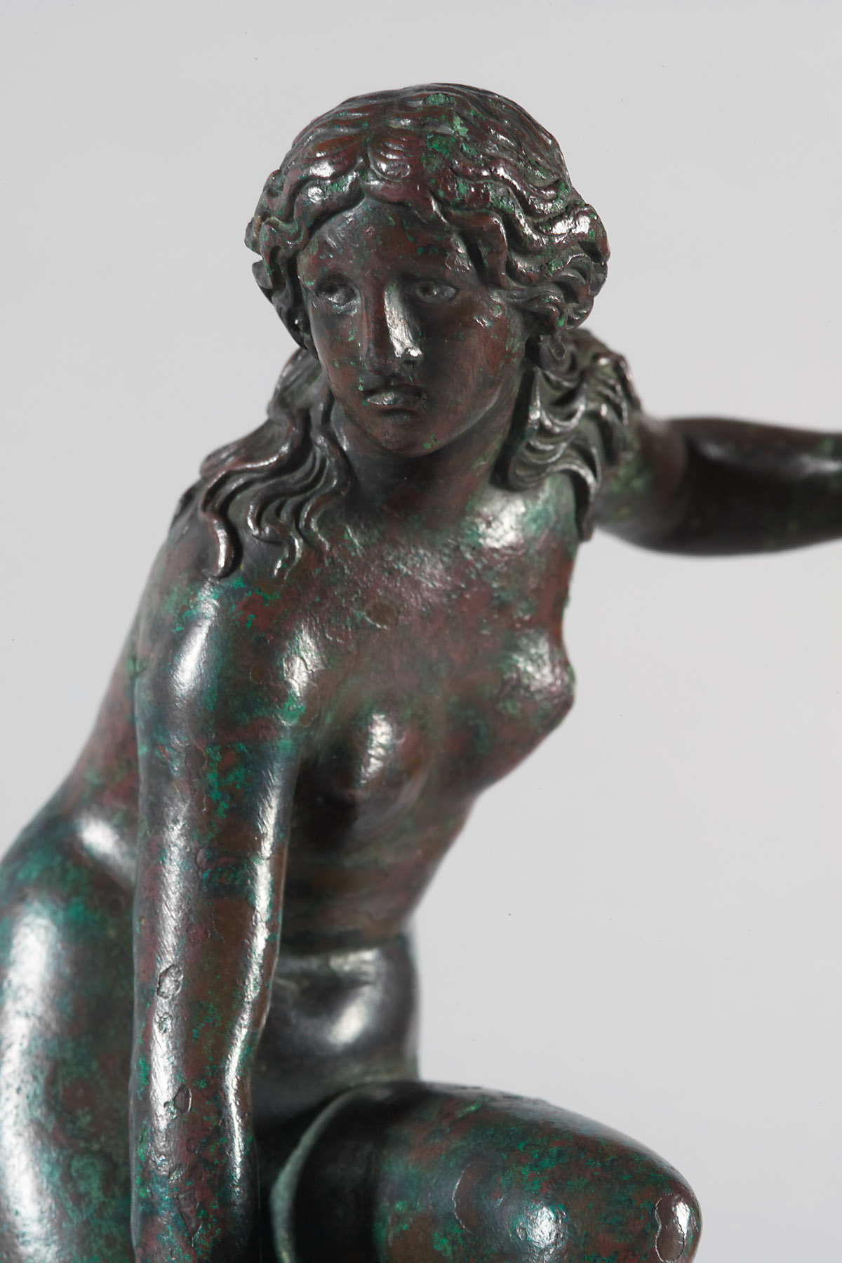 Sandalenlösende Venus