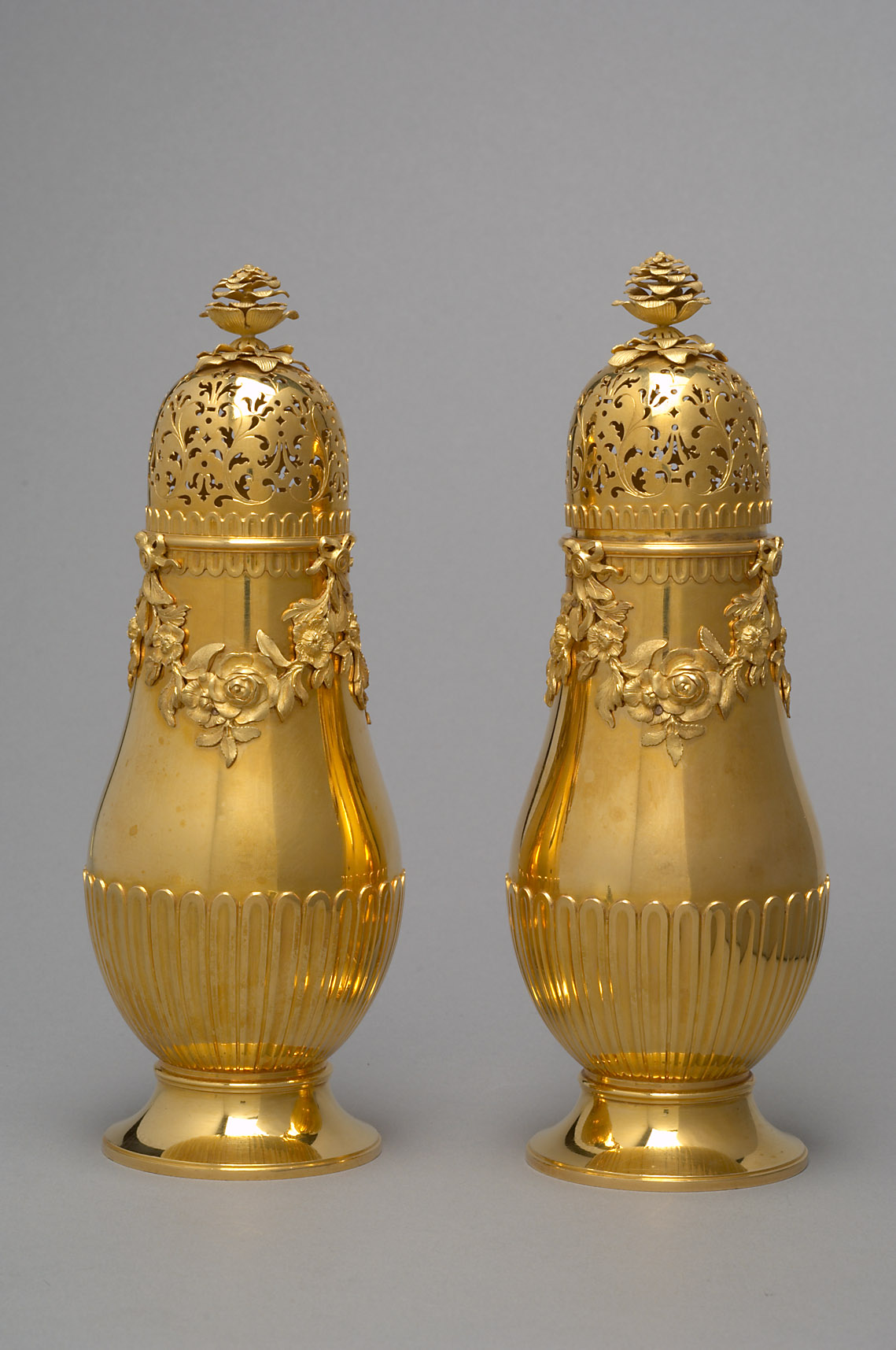 Zuckerstreuer aus dem Surtout des Herzogs Karl Alexander von Lothringen
