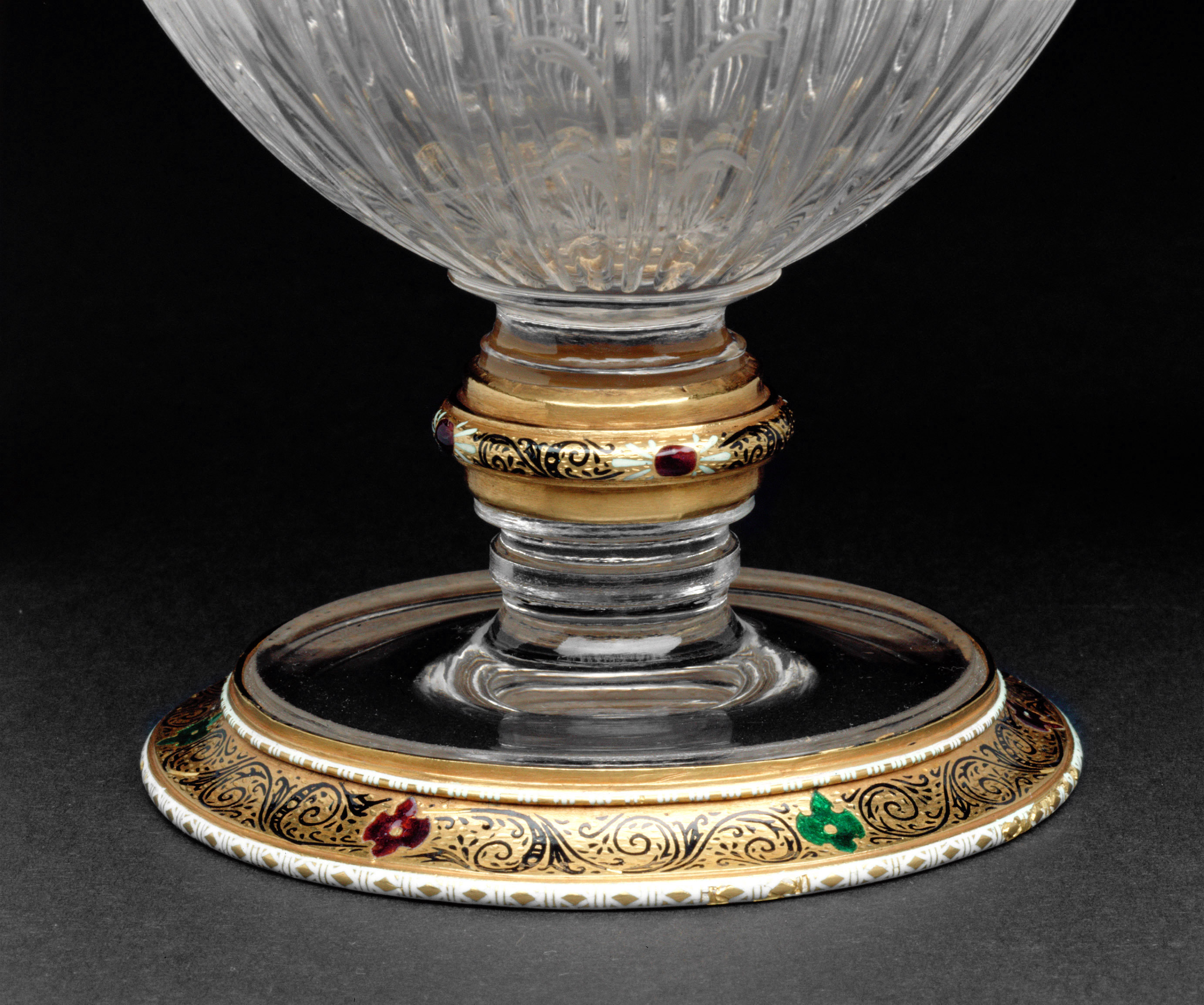 Vase mit zwei Volutenhenkeln