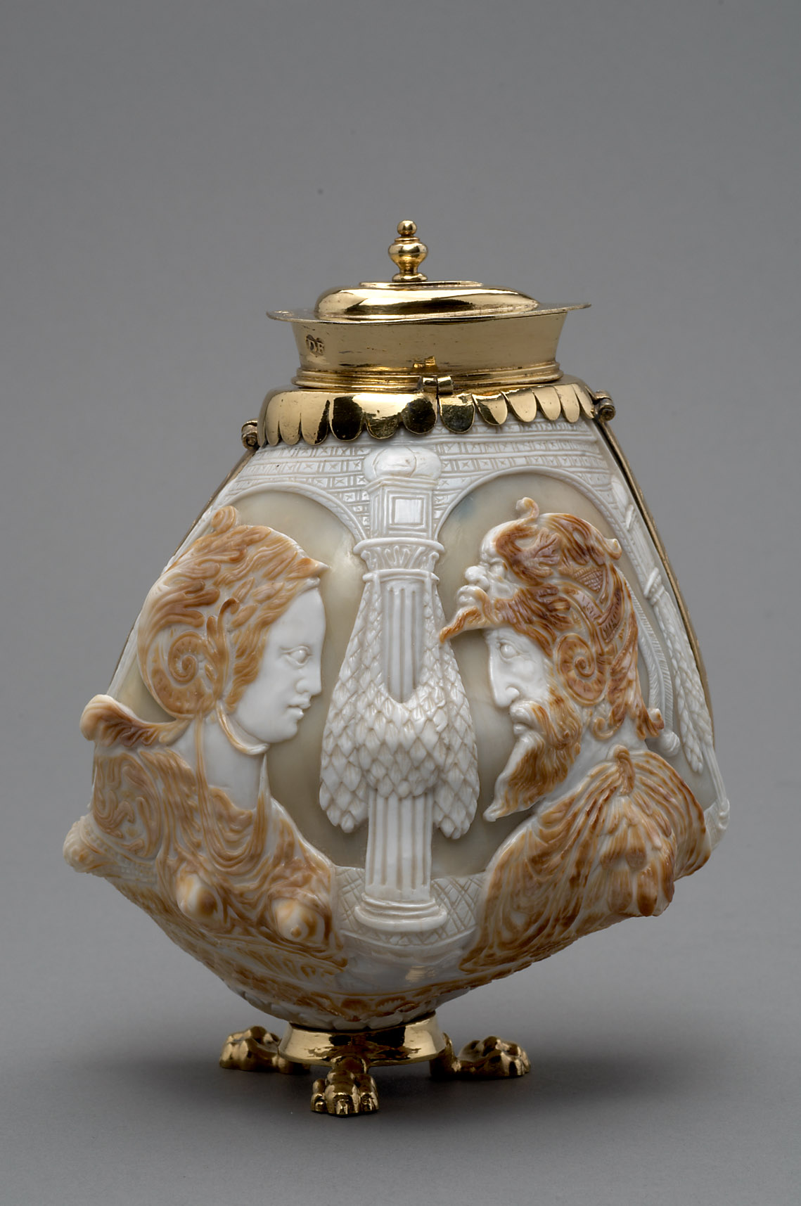 Shell-shaped Vessel - Artworks - Kunsthistorisches Museum - KHM.at