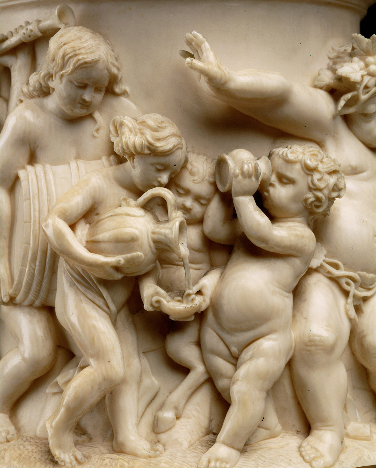 Deckelhumpen mit Bacchanal