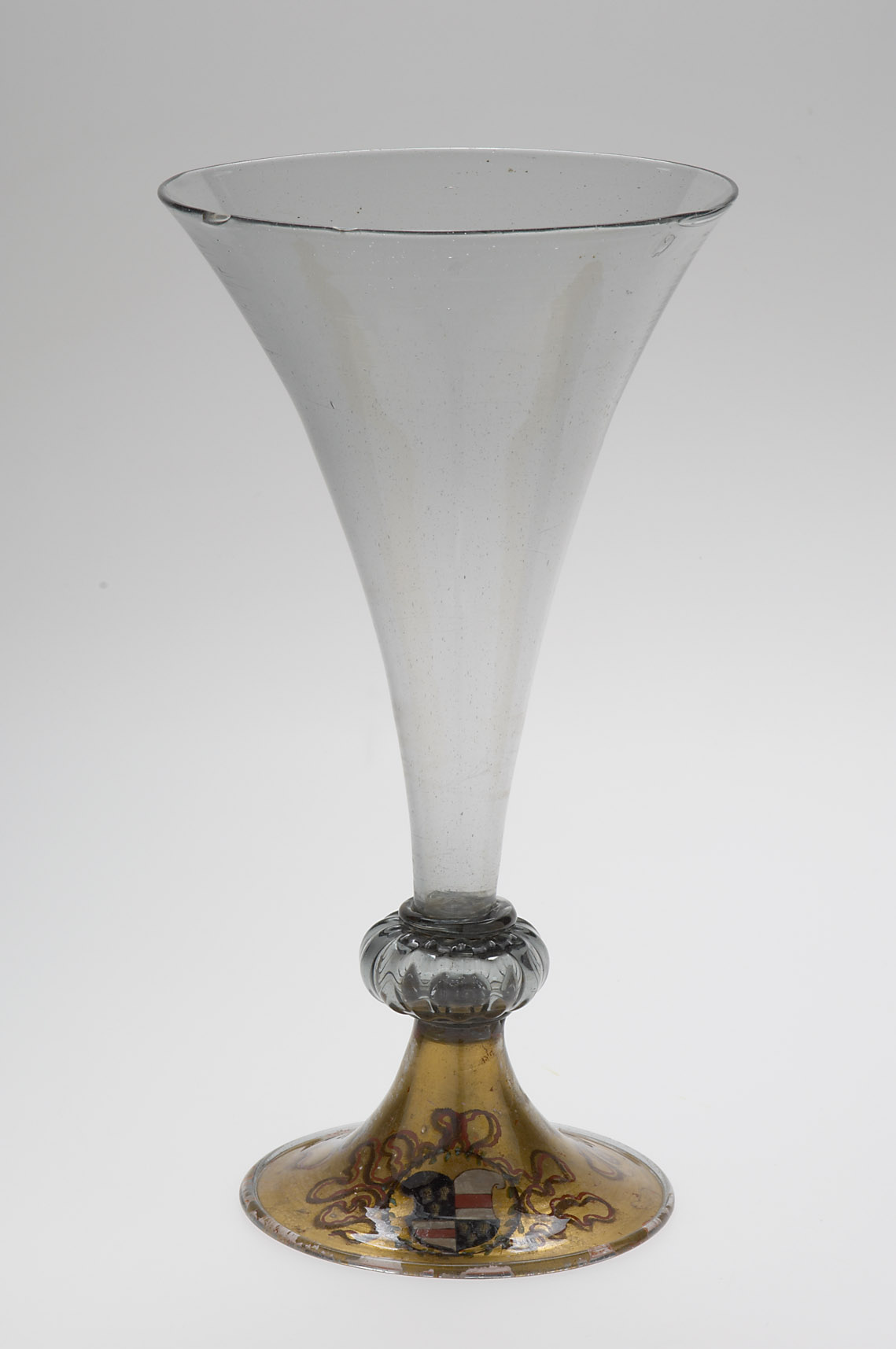 Pokal mit Wappen von der Dürr und Puchheim