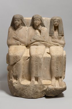 Statuengruppe des Meri-ptah, des Sa-aset und der Kafi