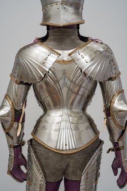 gotischer Reiterharnisch (Küriss)