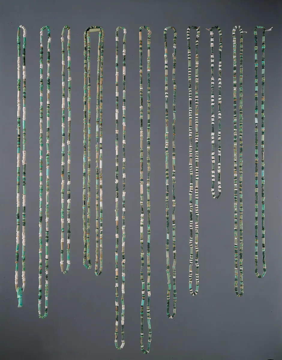 11 Halsketten