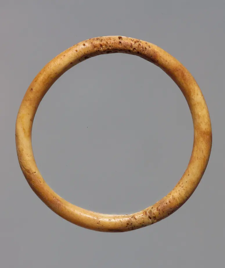 Kleiner Armring
