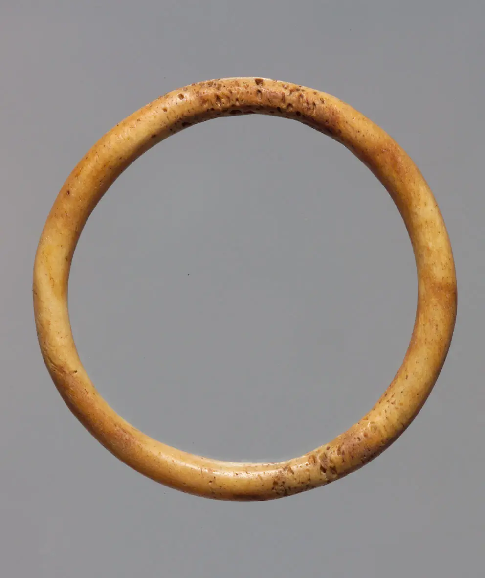 Kleiner Armring