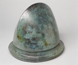 Negauer Helm mit Harigast-Inschrift