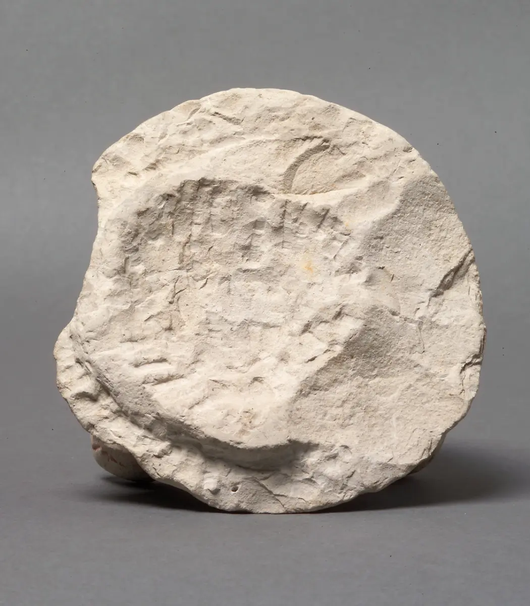 Kanopendeckel in Form eines Affenkopfes