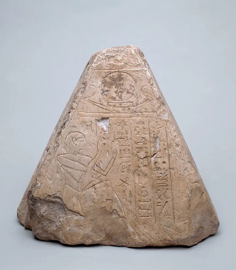 Pyramidion des Raia