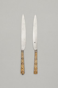 Ein Paar Messer