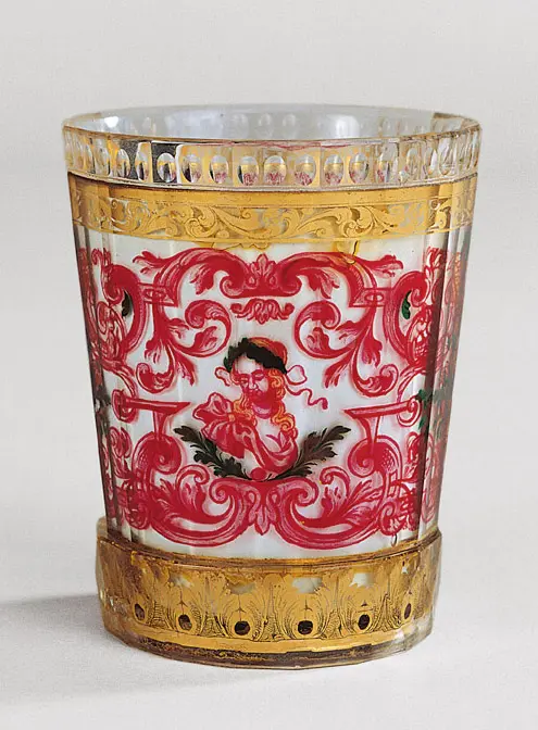 “Zwischengold” Beaker with Girls’ Heads