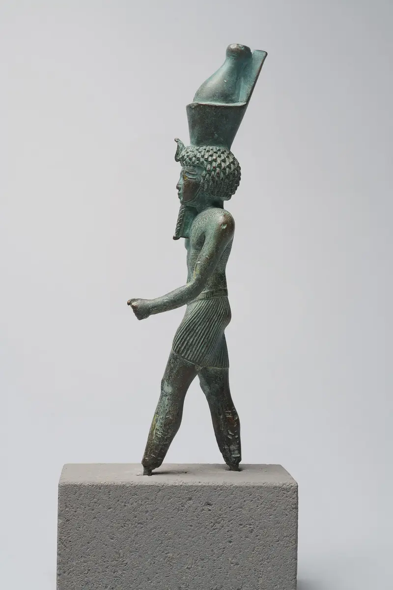 Schreitender Gott Neferhotep