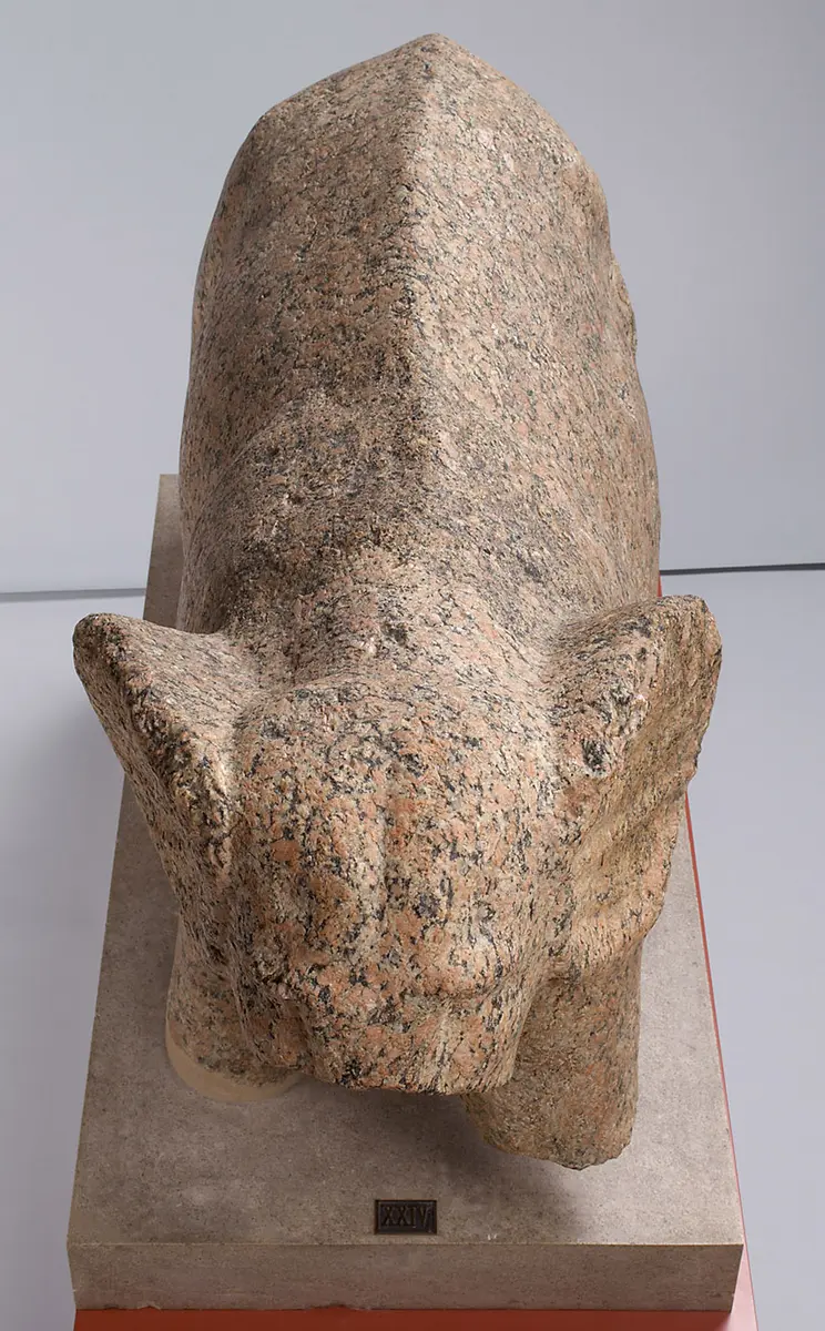 Statue of an elephant
